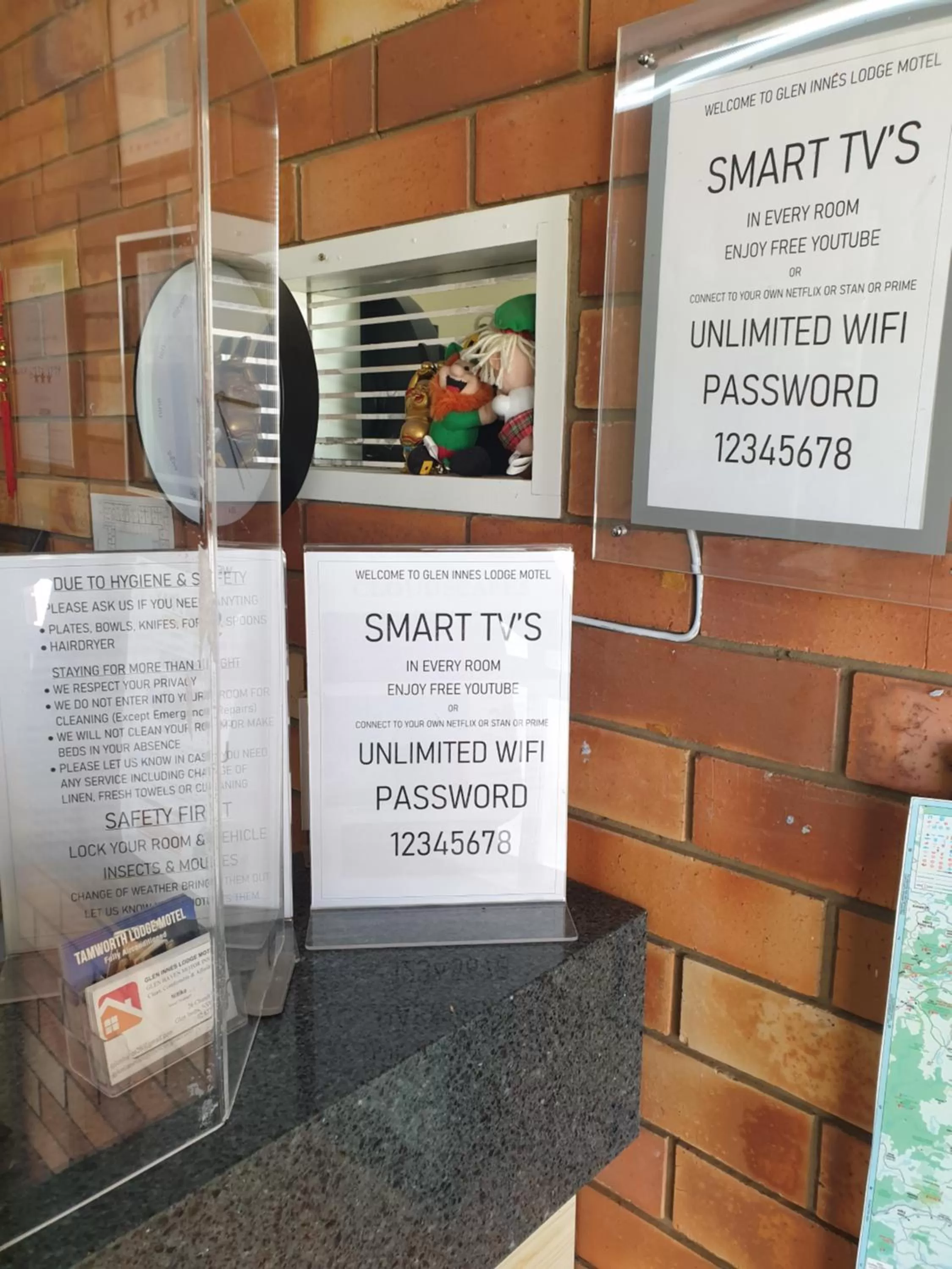 Property building in Glen Innes Lodge Motel