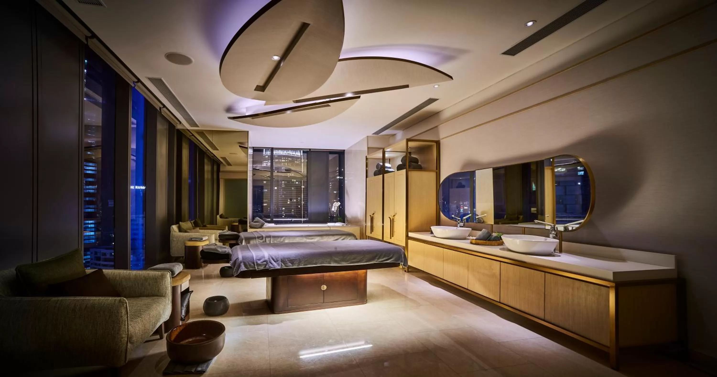 Massage, Bed in EQ Kuala Lumpur