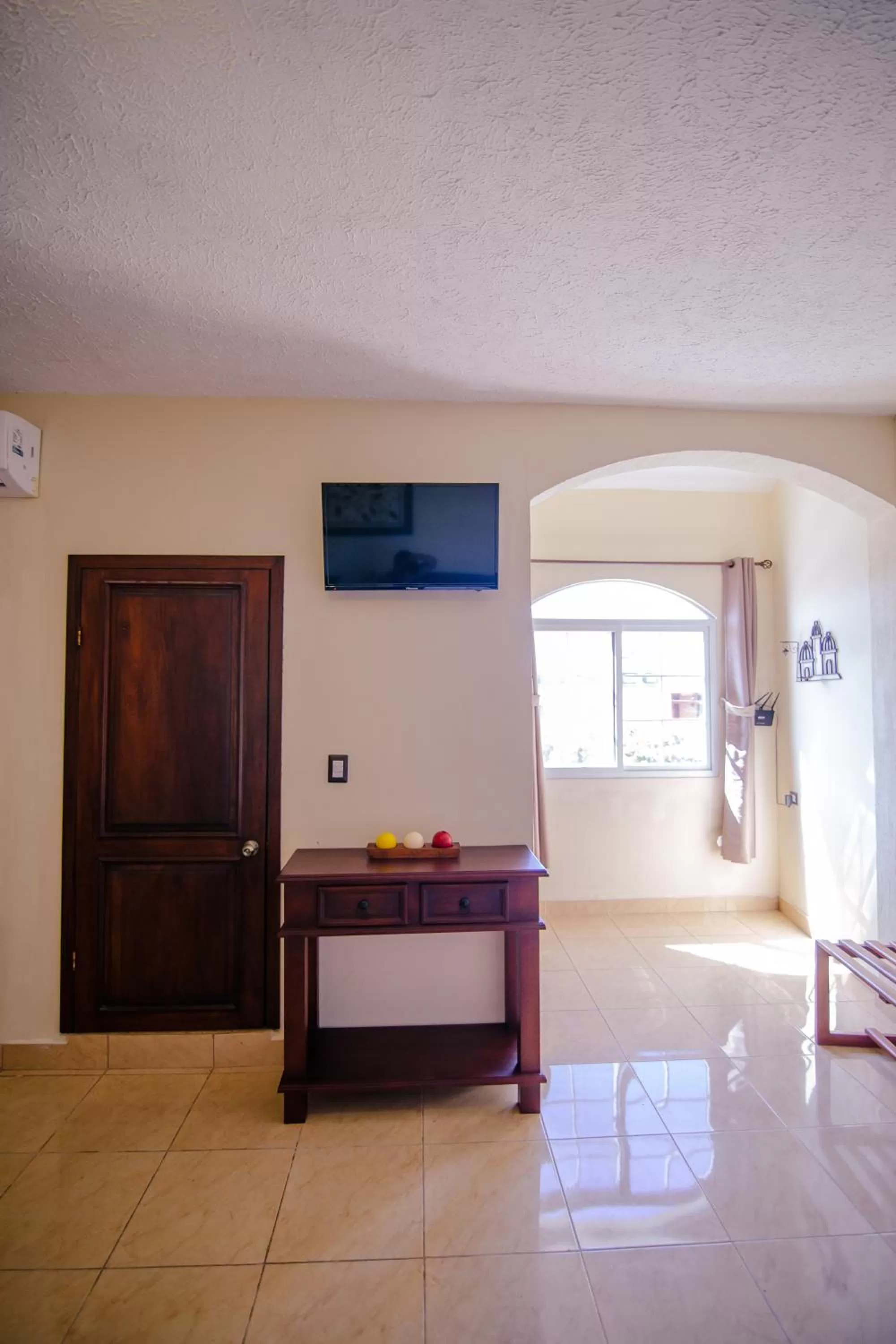 TV and multimedia, TV/Entertainment Center in Hotel Quinta Maya