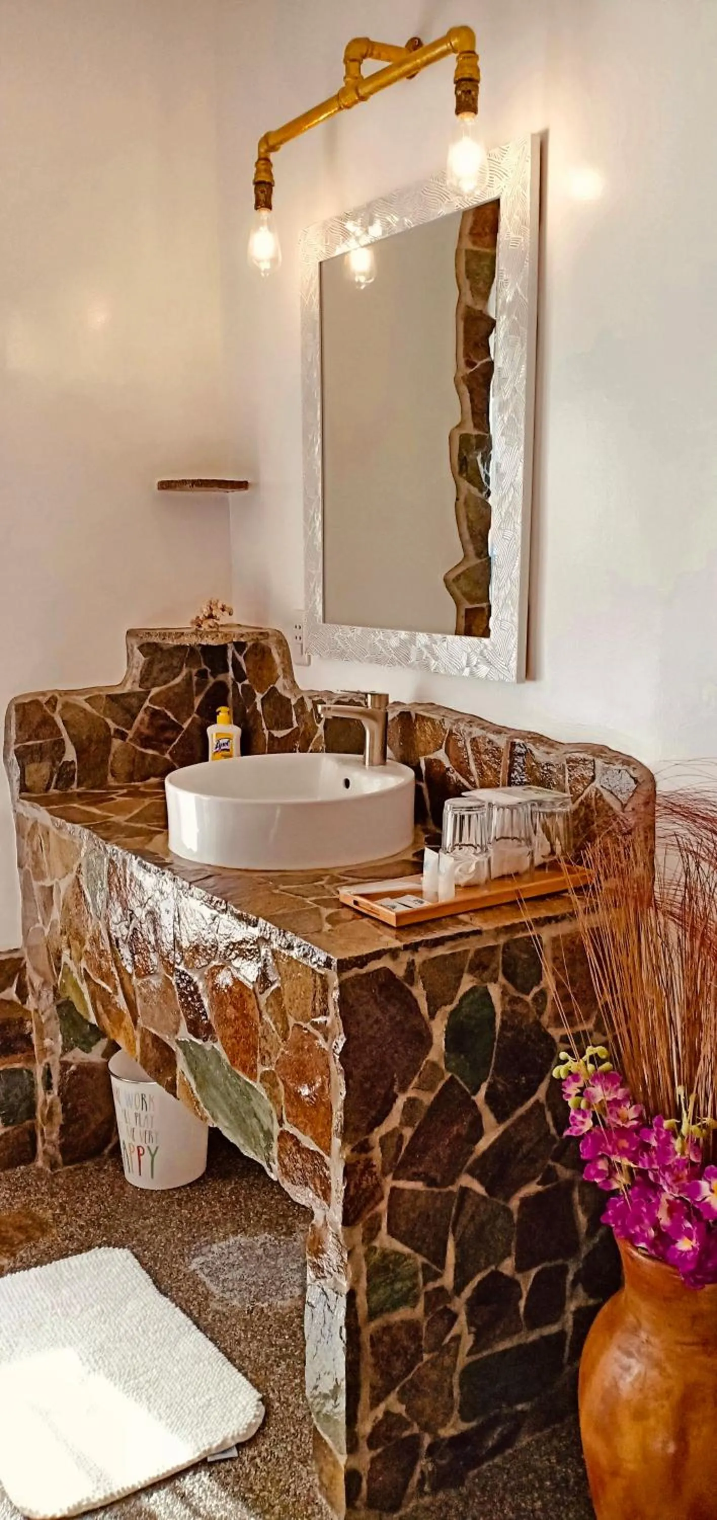 Decorative detail in White Chocolate Hills Resort