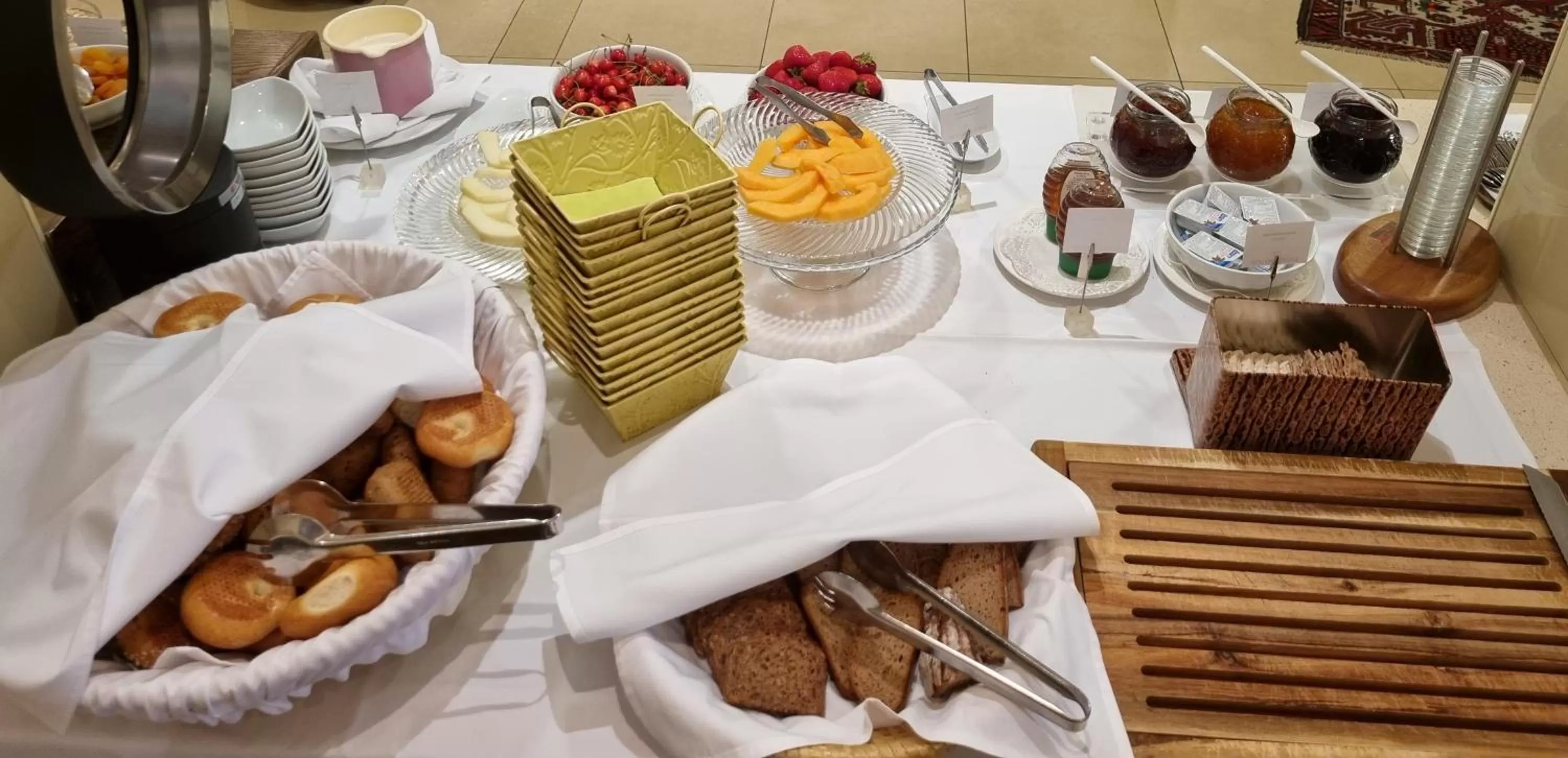 Breakfast in BIRKENHOF GOLS - B & B - Wohlfühl Hotel mit Wochenend-Restaurant