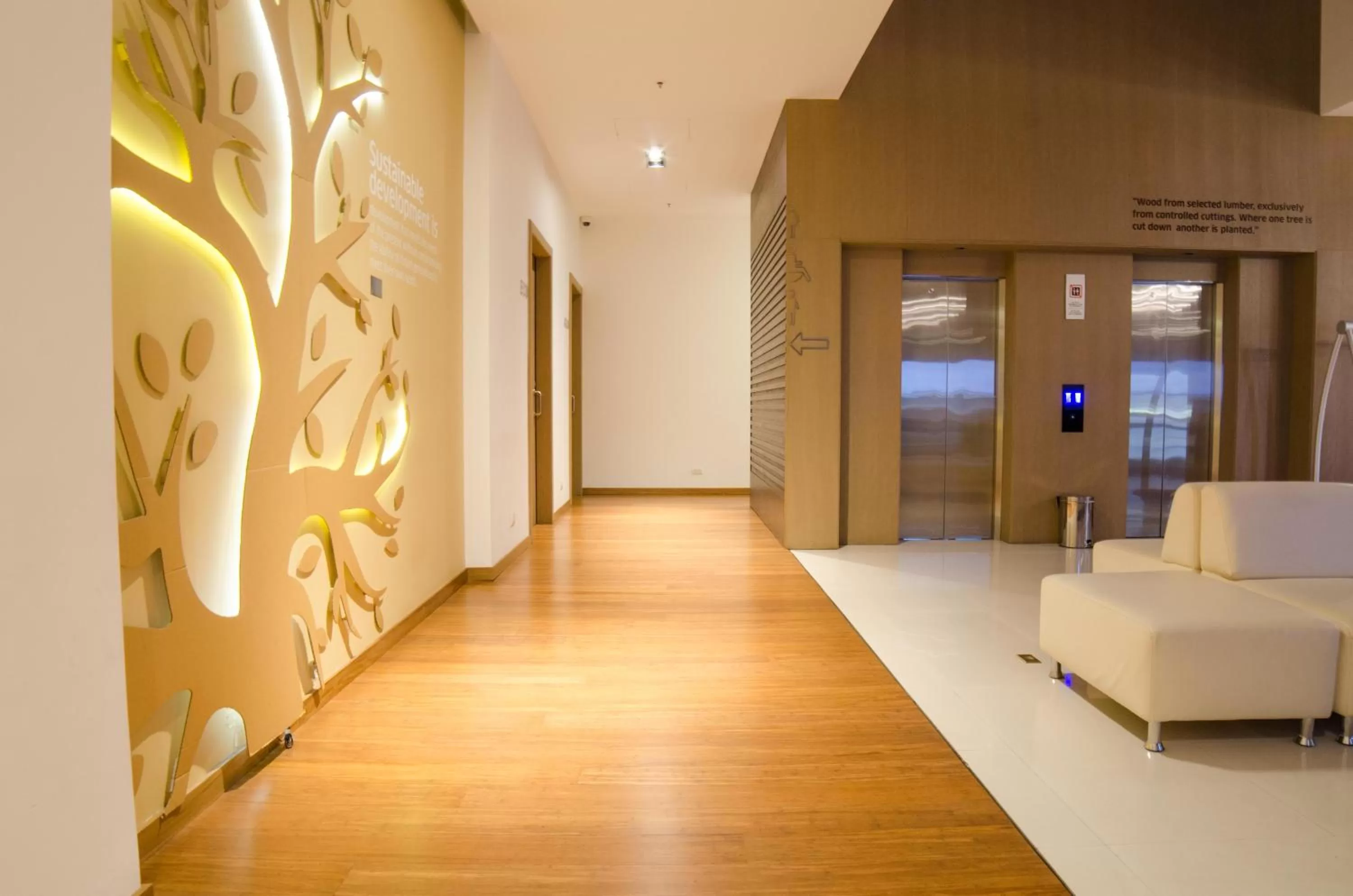 Lobby or reception in Biohotel Organic Suites Bogotá