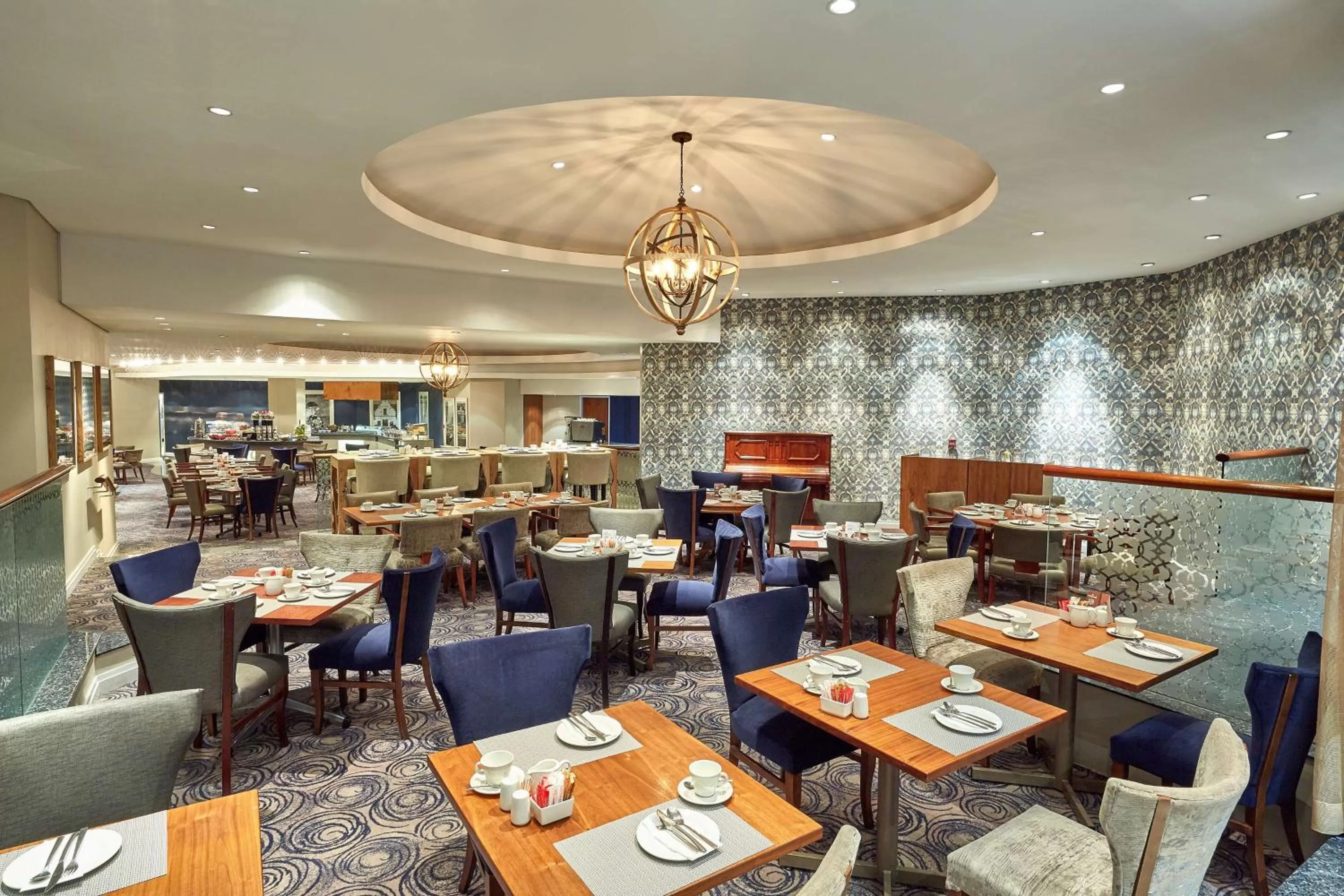 Restaurant/places to eat in Southern Sun Cape Sun