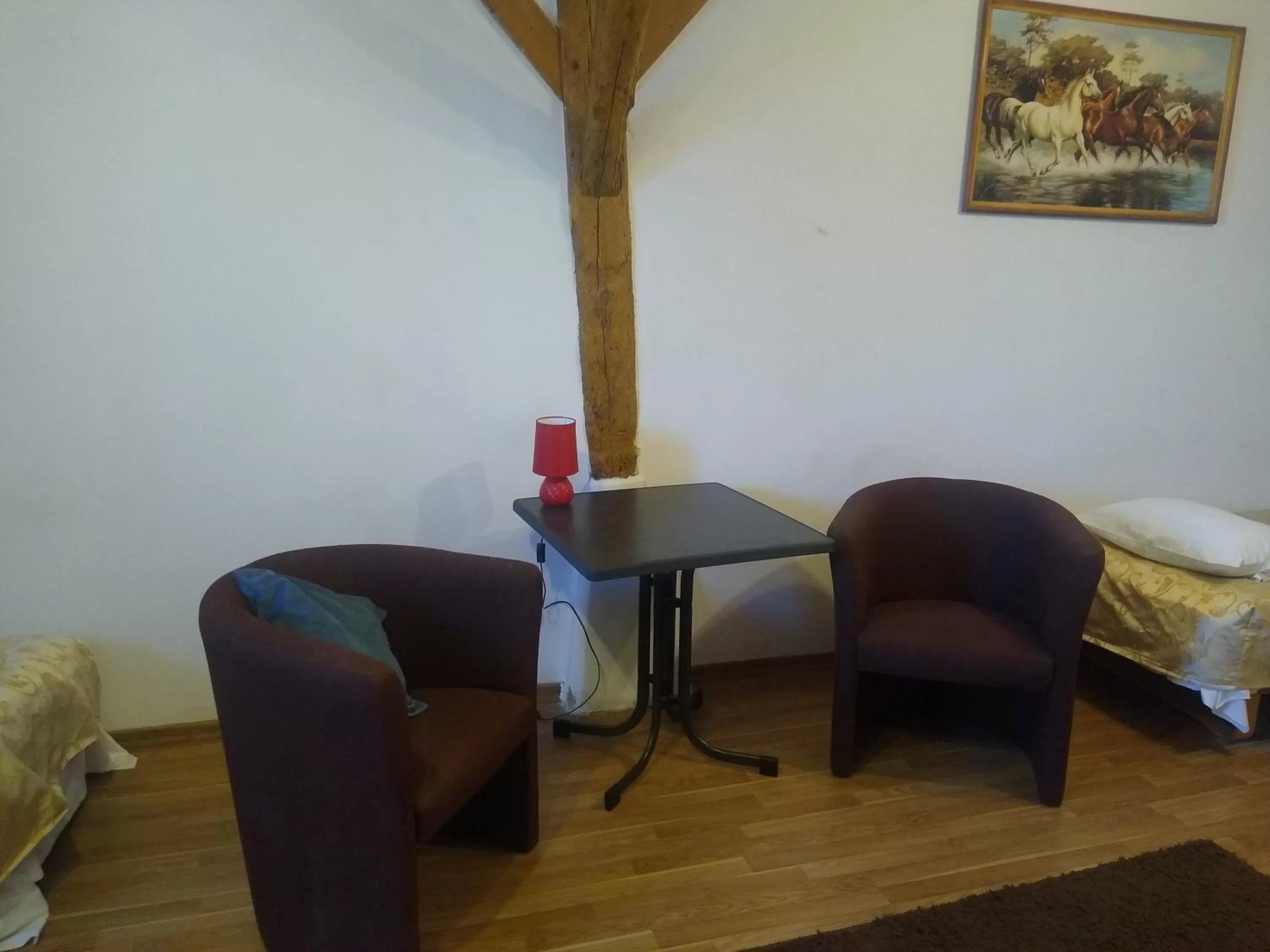 Bed, Seating Area in Zajazd Eljan-Centrum Noclegowe