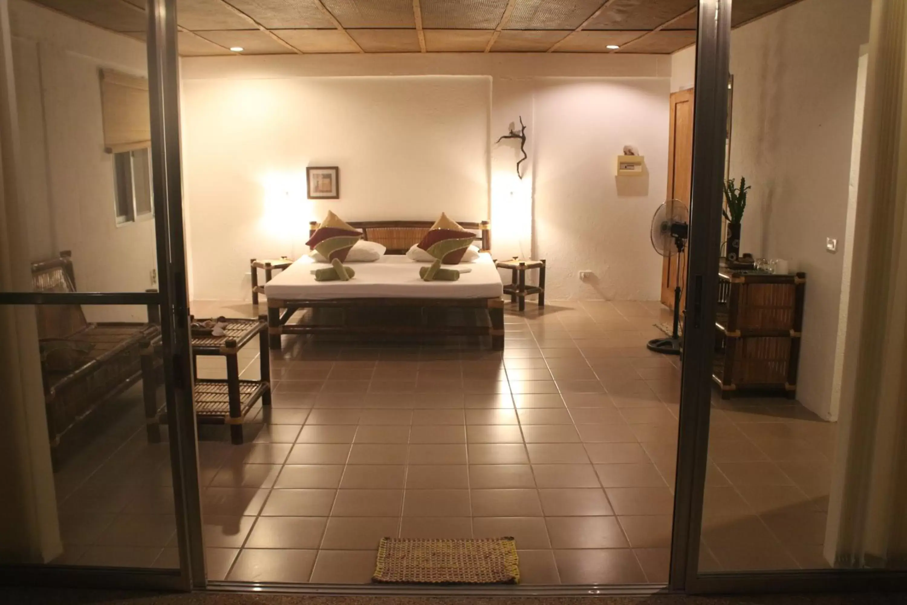 Deluxe Sea View Room in Chindonan Dive and Beach Resort Deluxe Sea View Room in Chindonan Dive and Beach Resort