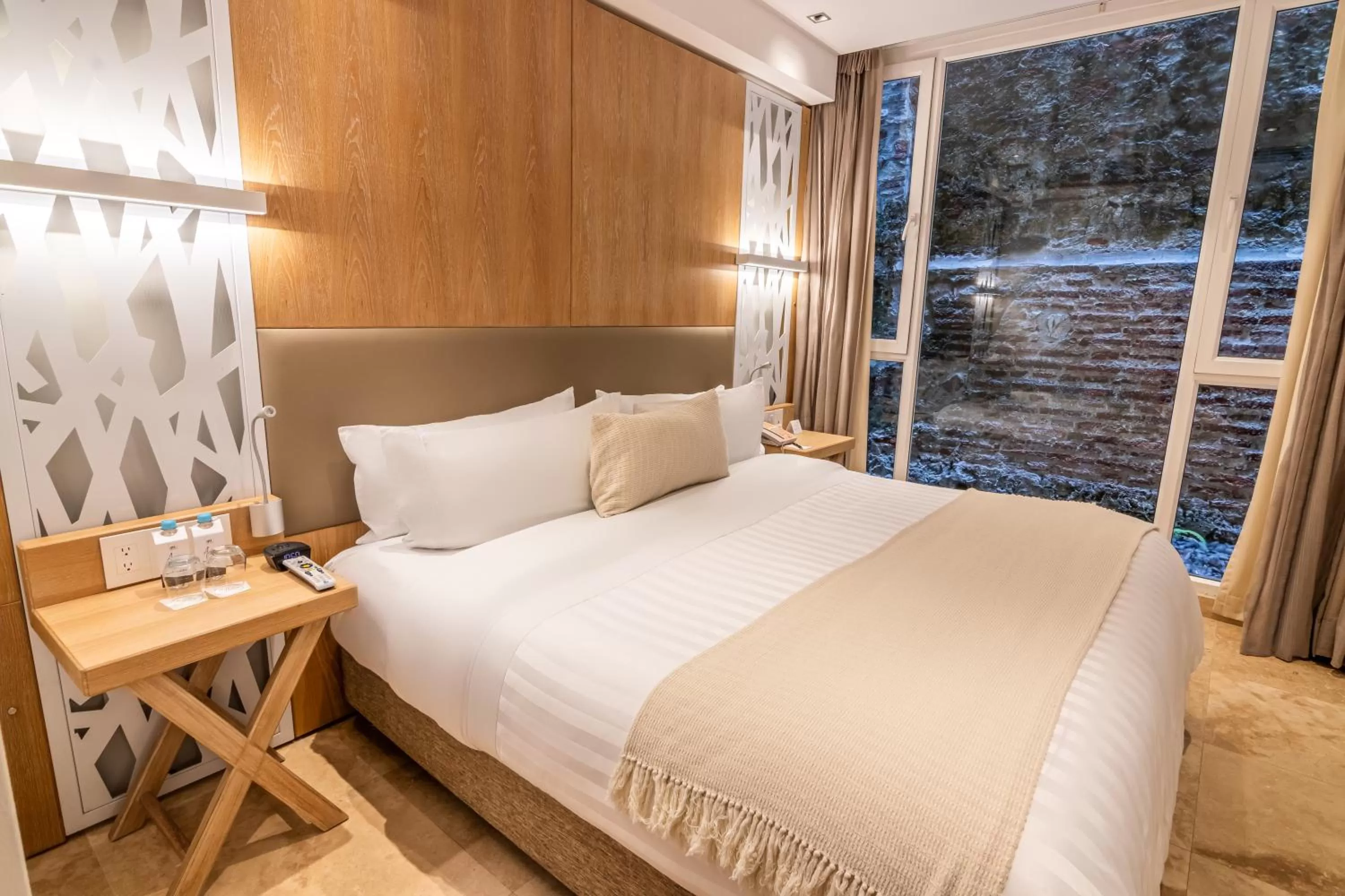 Bed in GHL Arsenal Hotel