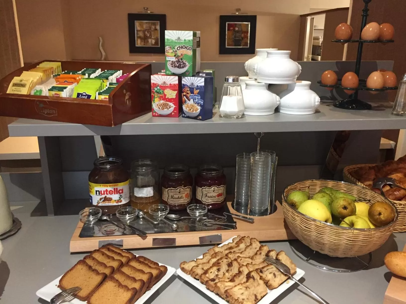 Buffet breakfast in Logis Hôtel-Restaurant Au Vieux Morvan, au cœur de la Bourgogne, Piscine & Spa, Hôtel Climatisé