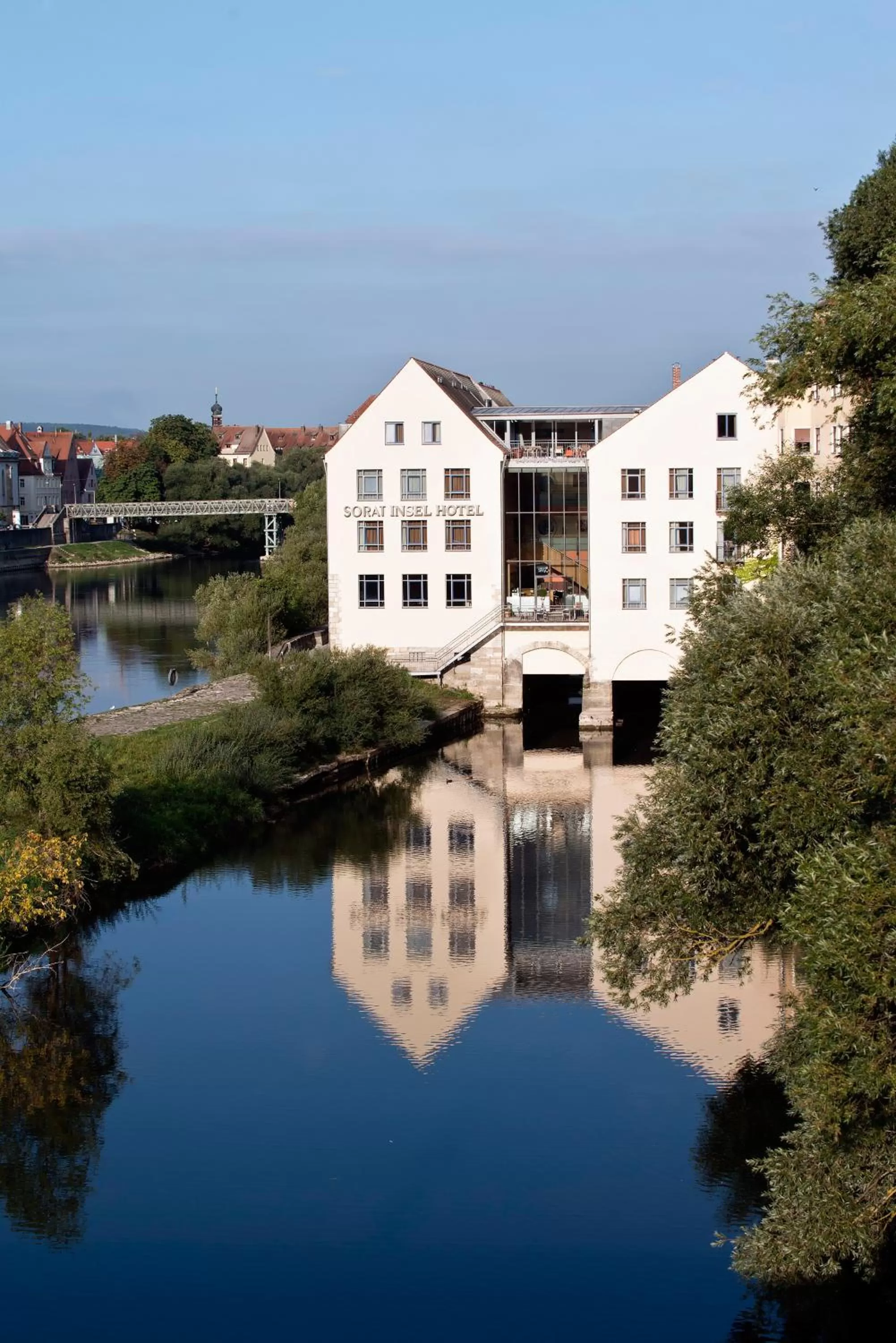 Facade/entrance in SORAT Insel-Hotel Regensburg