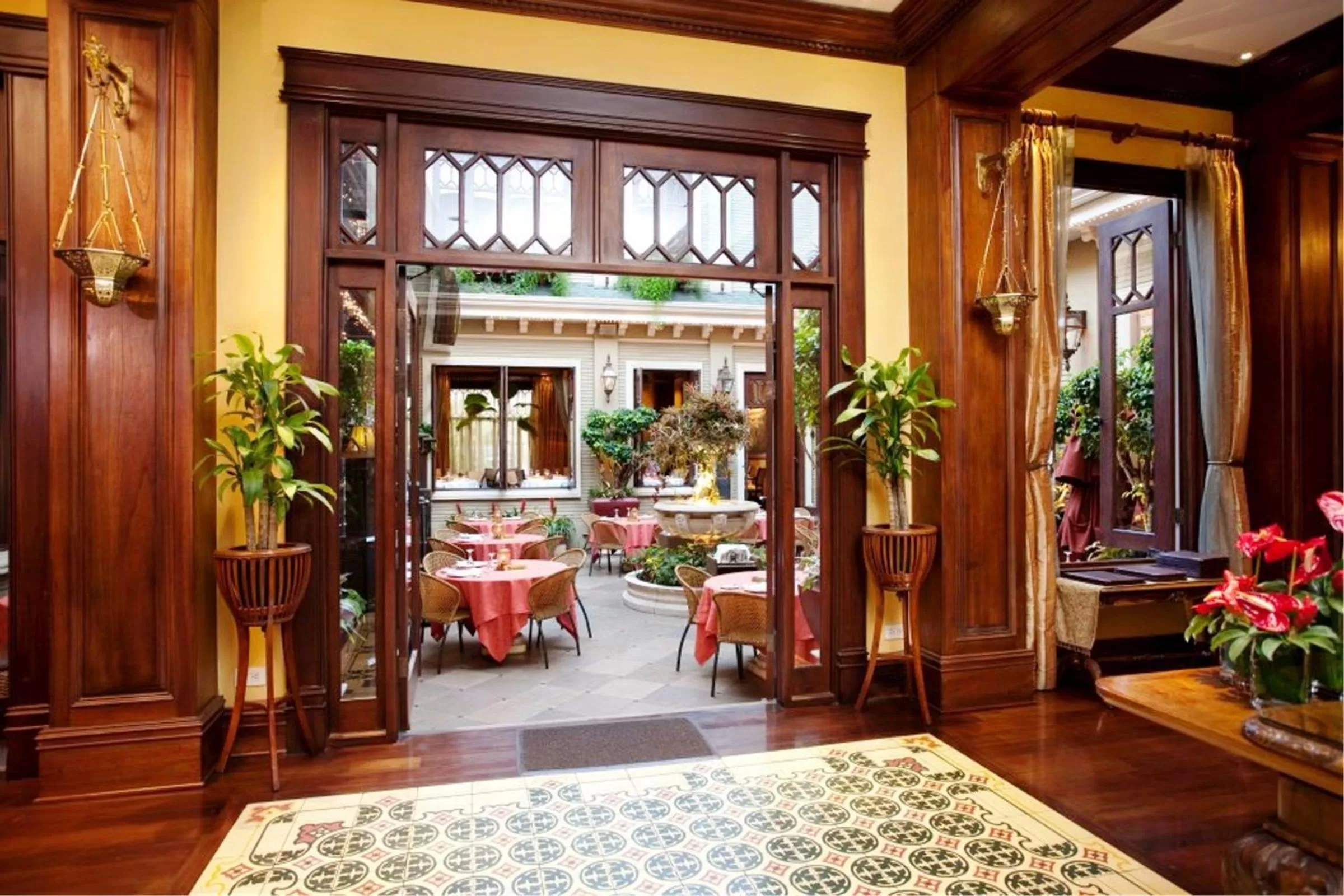 Restaurant/places to eat in Hotel Grano de Oro