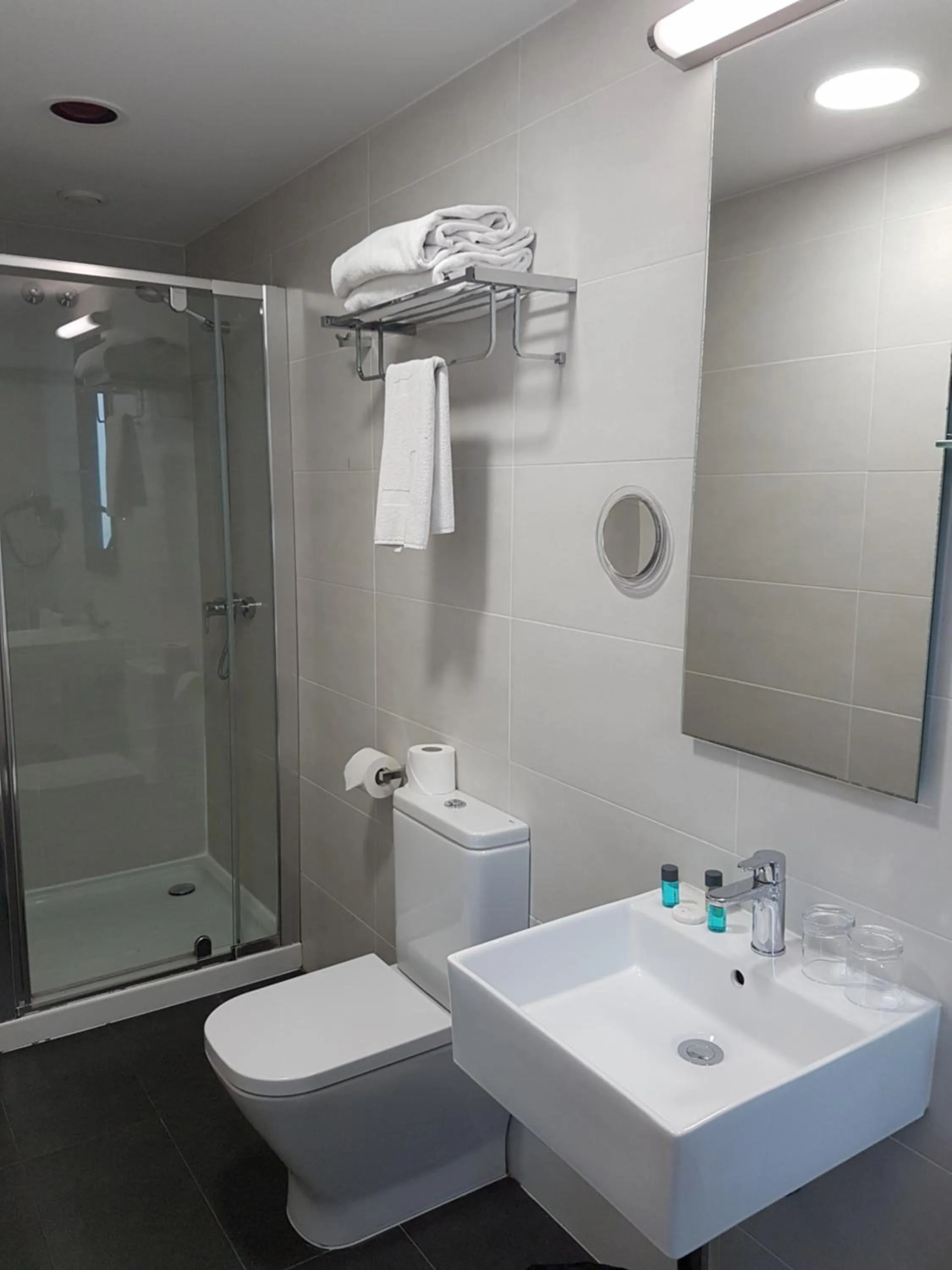 Bathroom in Hotel Lux Santiago