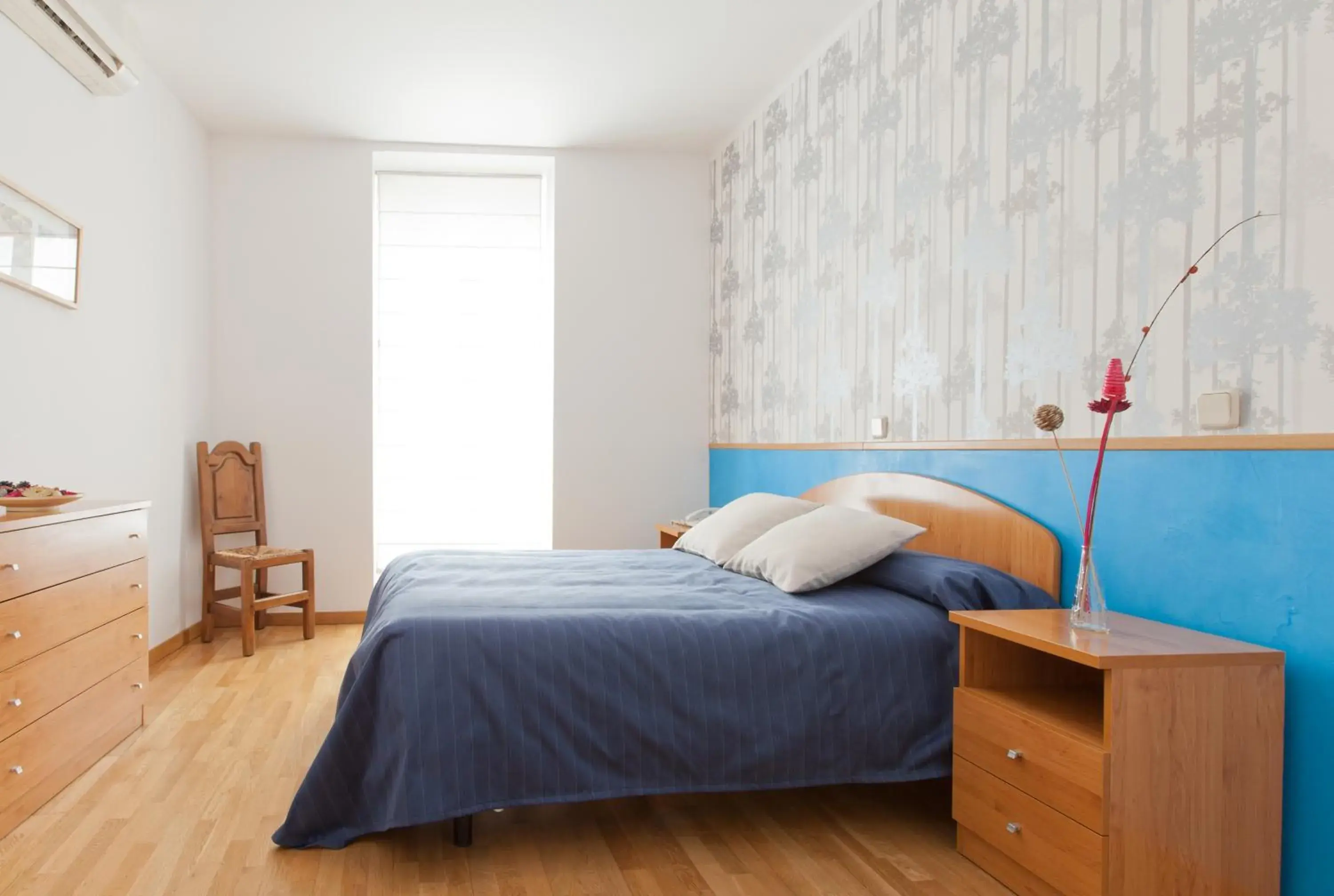 Standard Double Room in Hostal Montaloya Standard Double Room in Hostal Montaloya