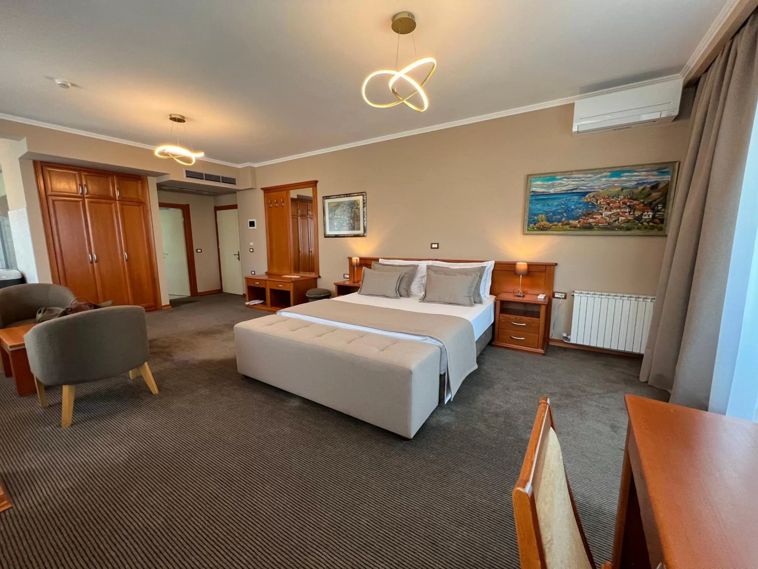 Photo of the whole room, Bed in Hotel Millennium