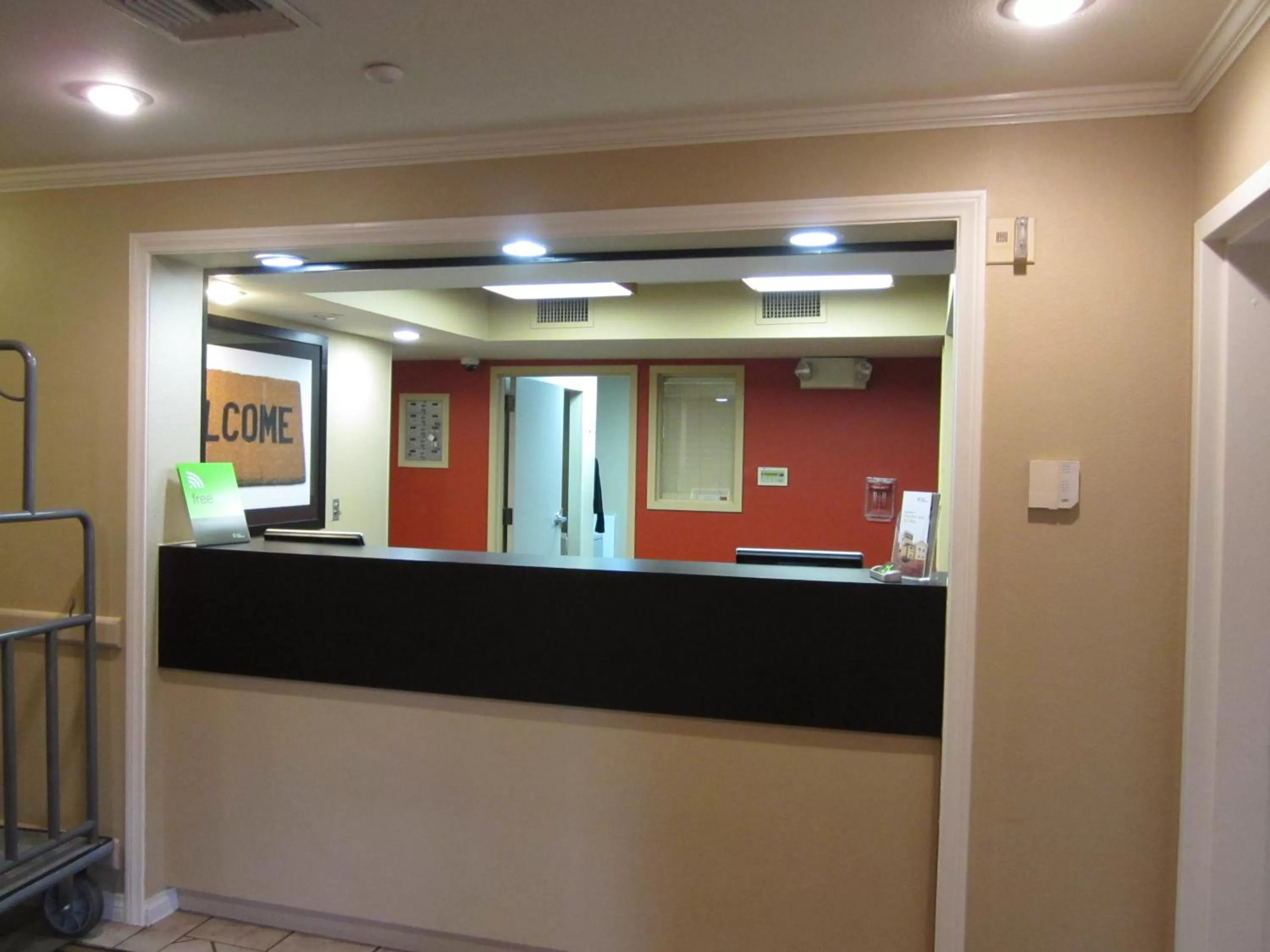 Lobby or reception in Extended Stay America Suites - Los Angeles - Monrovia
