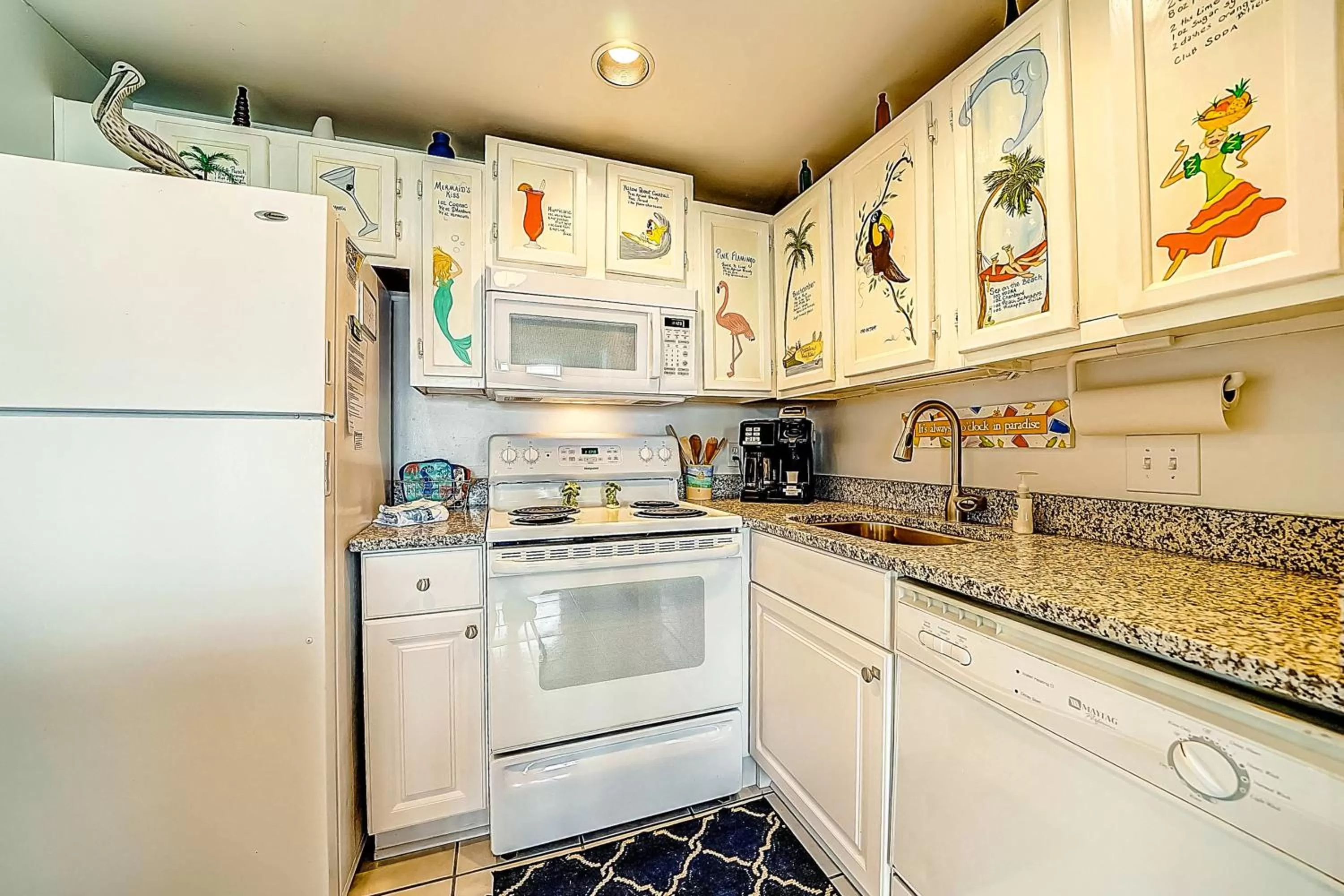 Kitchen/Kitchenette in Sand Castle Villa #26