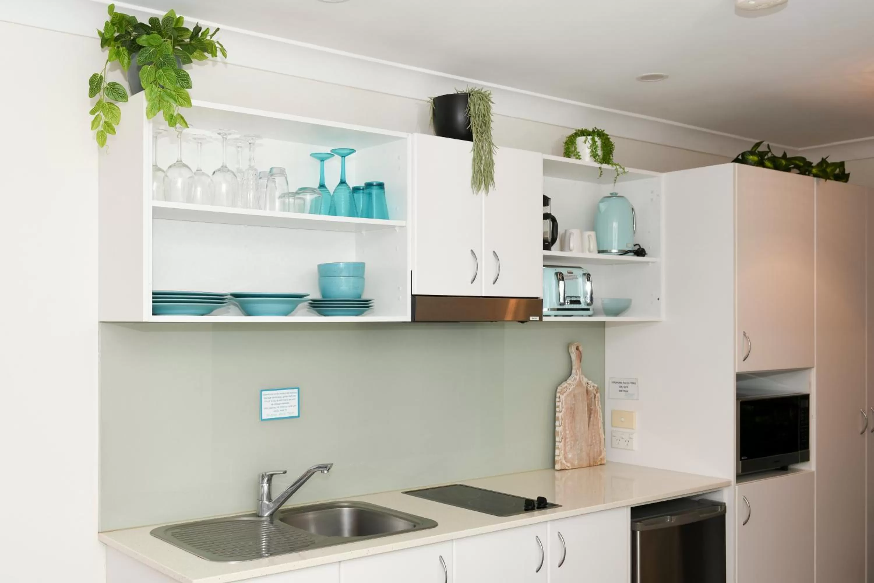 Kitchen or kitchenette in Terrigal Pacific Coastal Retreat