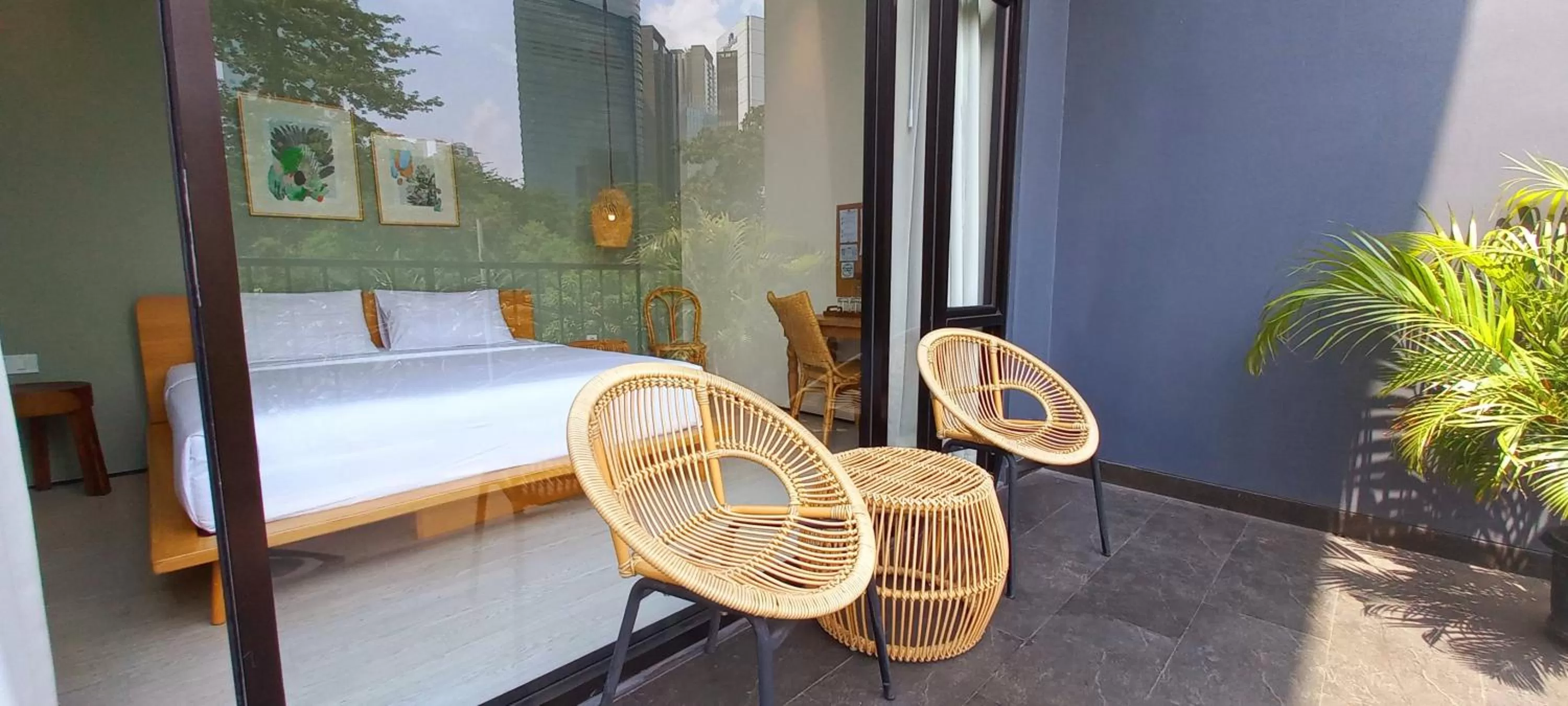 Balcony/Terrace, Bed in La Boheme, Rooms and Coffee