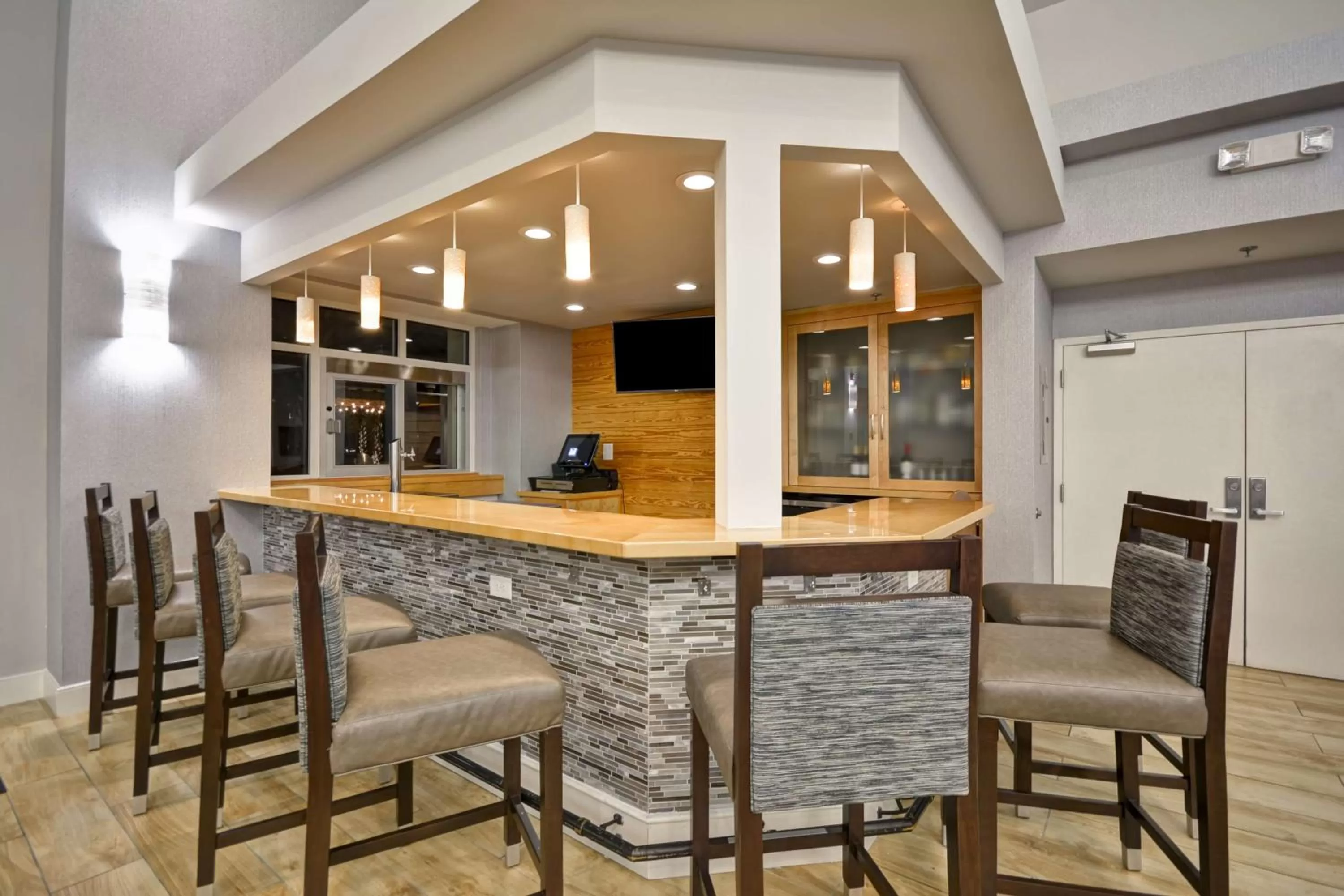 Lounge or bar in Homewood Suites by Hilton Wilmington/Mayfaire, NC