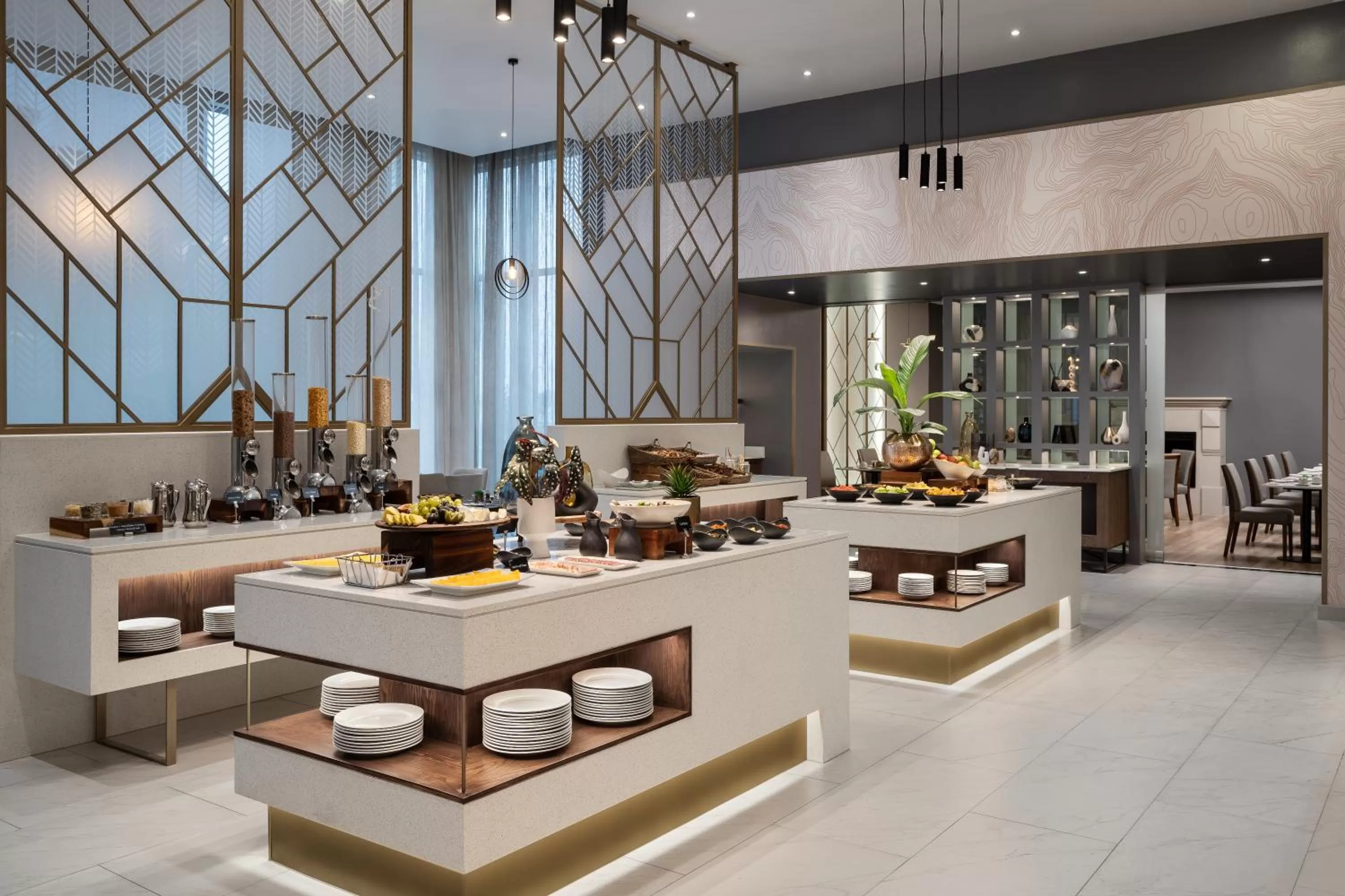 Restaurant/places to eat in Cape Town Marriott Hotel Crystal Towers