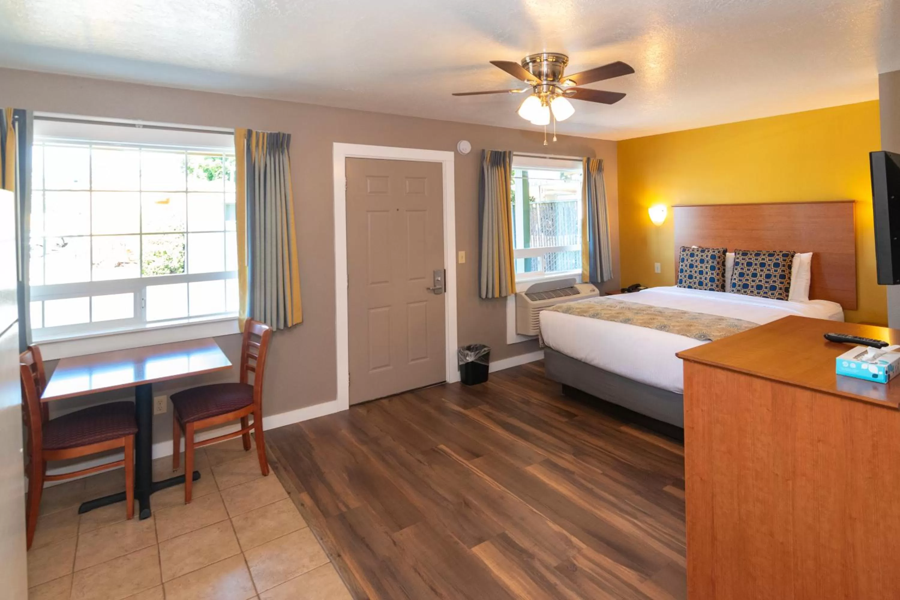 Nordic Inn and Suites