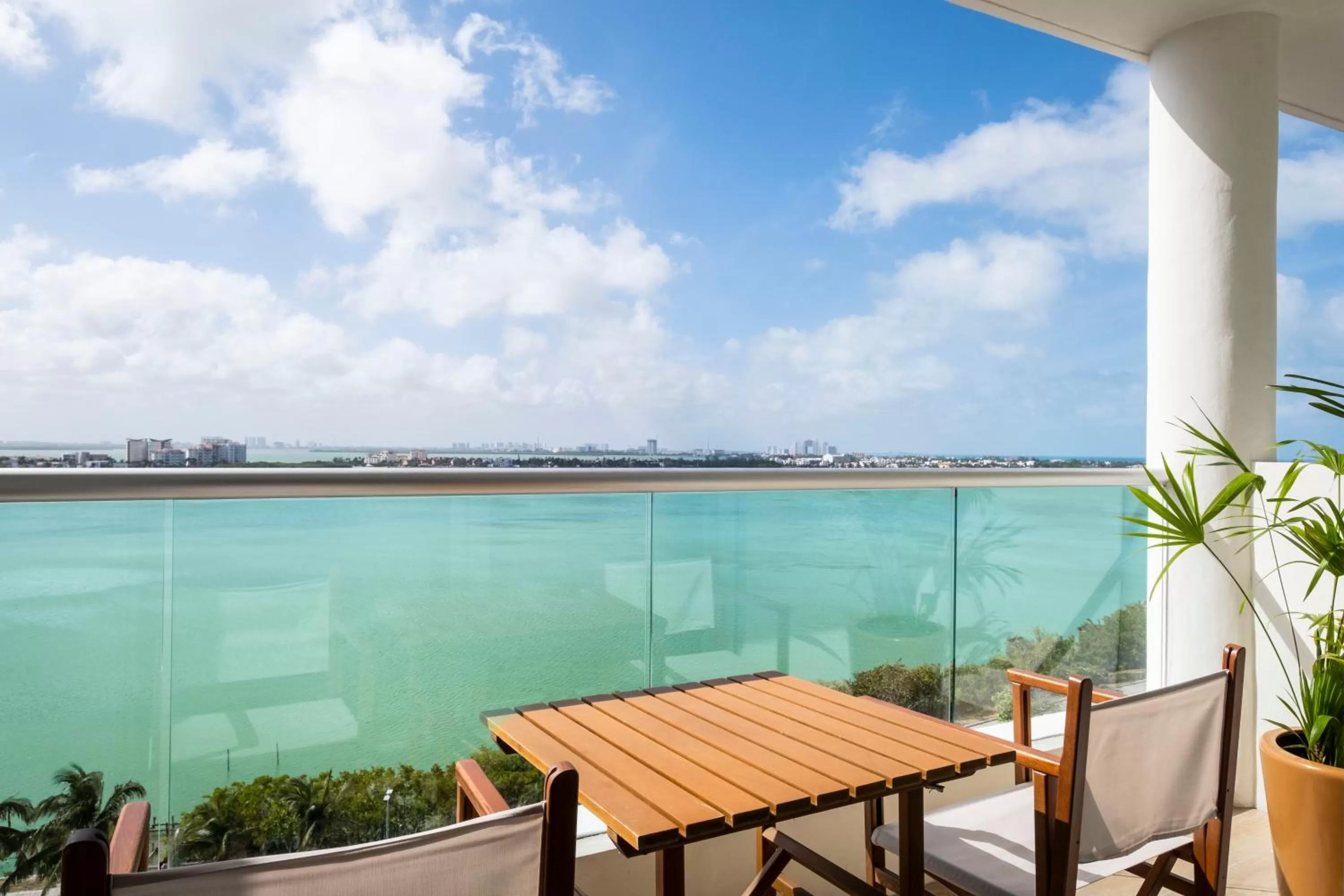 Natural landscape in Hotel NYX Cancun