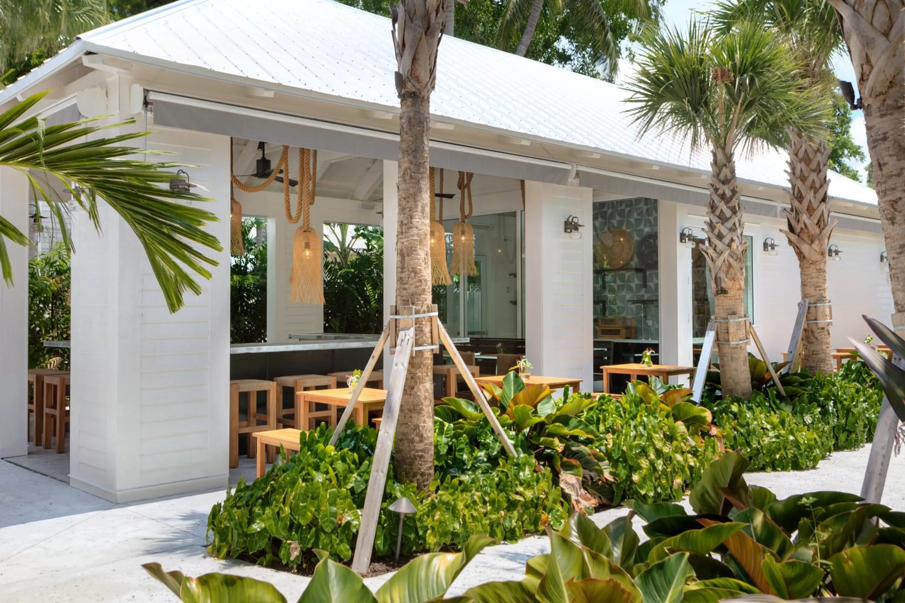 Restaurant/places to eat in Winslow's Bungalows - Key West Historic Inns