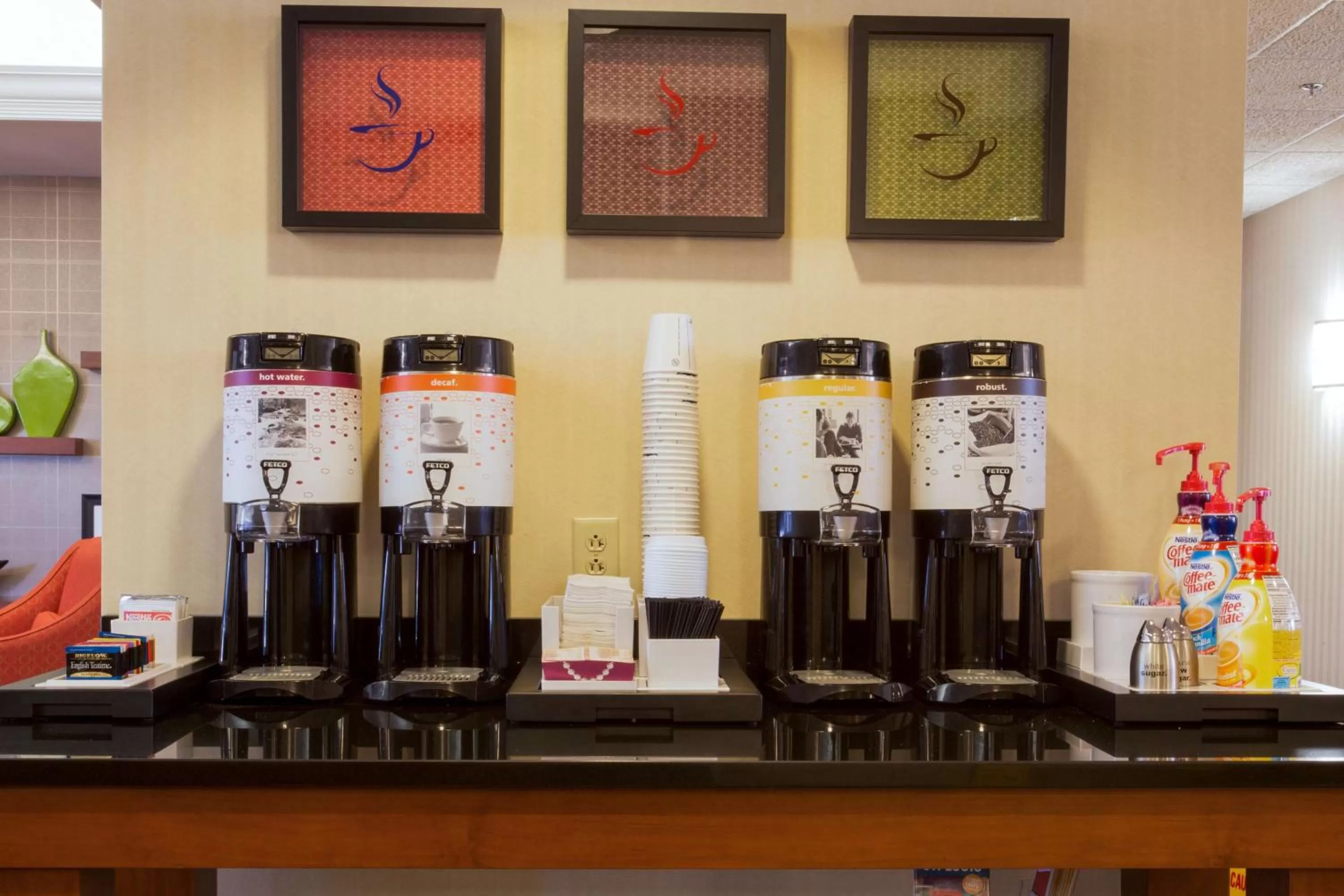 Dining area in Spark by Hilton St Louis Southwest