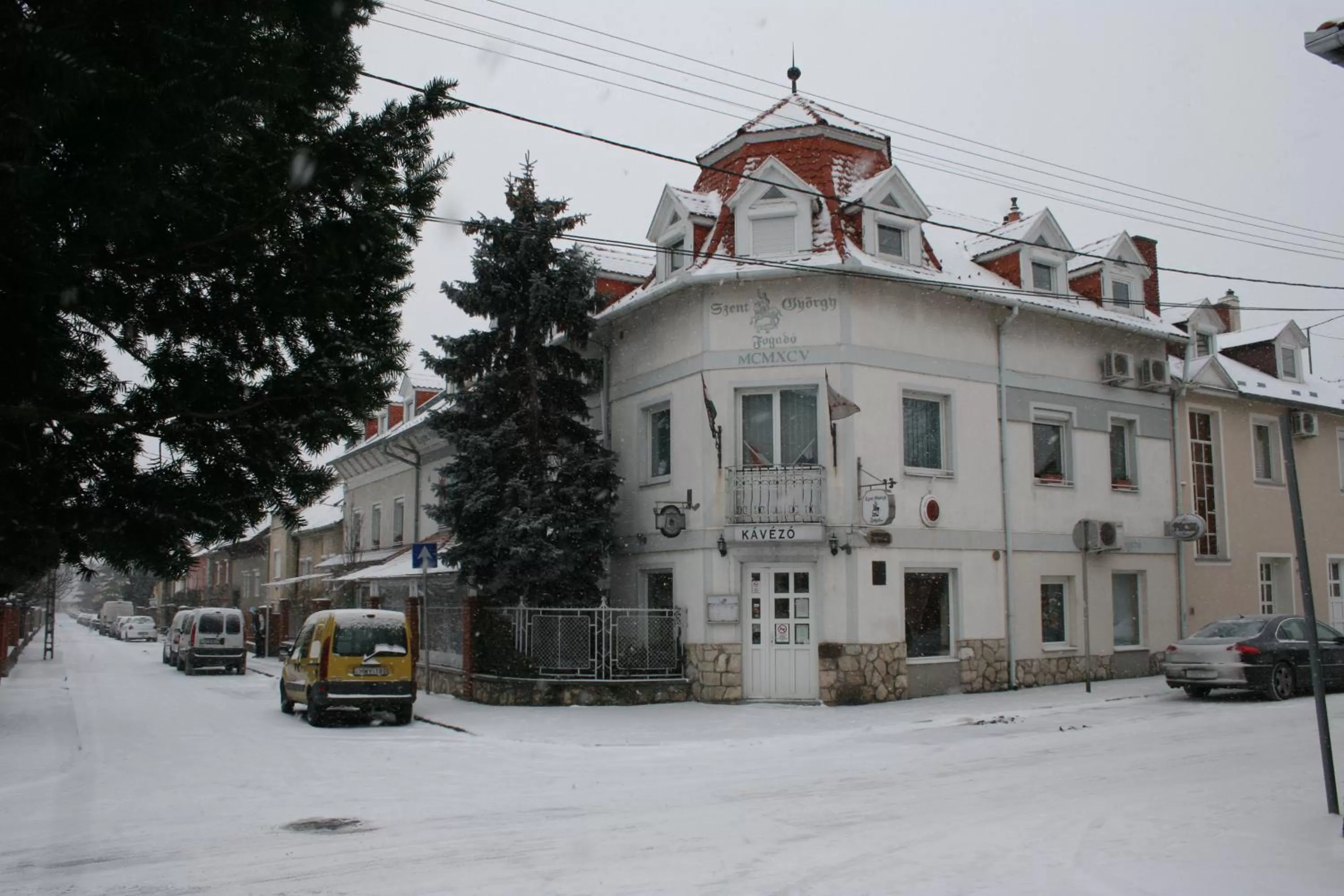 Nearby landmark, Winter in Szent György Fogadó