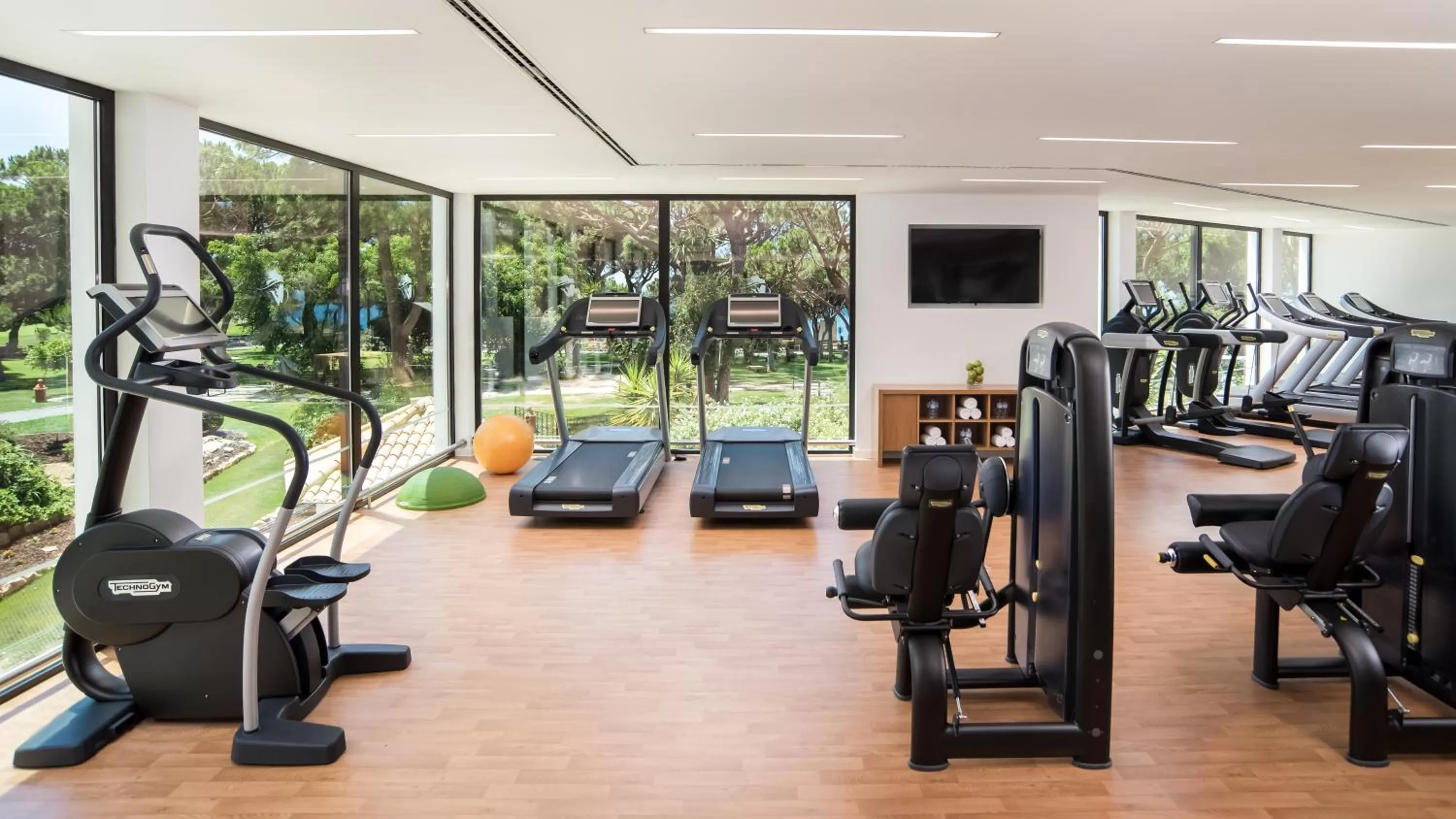 Fitness centre/facilities in Pine Cliffs Gardens
