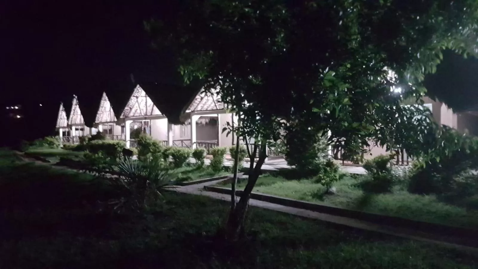 Property Building in SANJEELA-PLAGE COCO