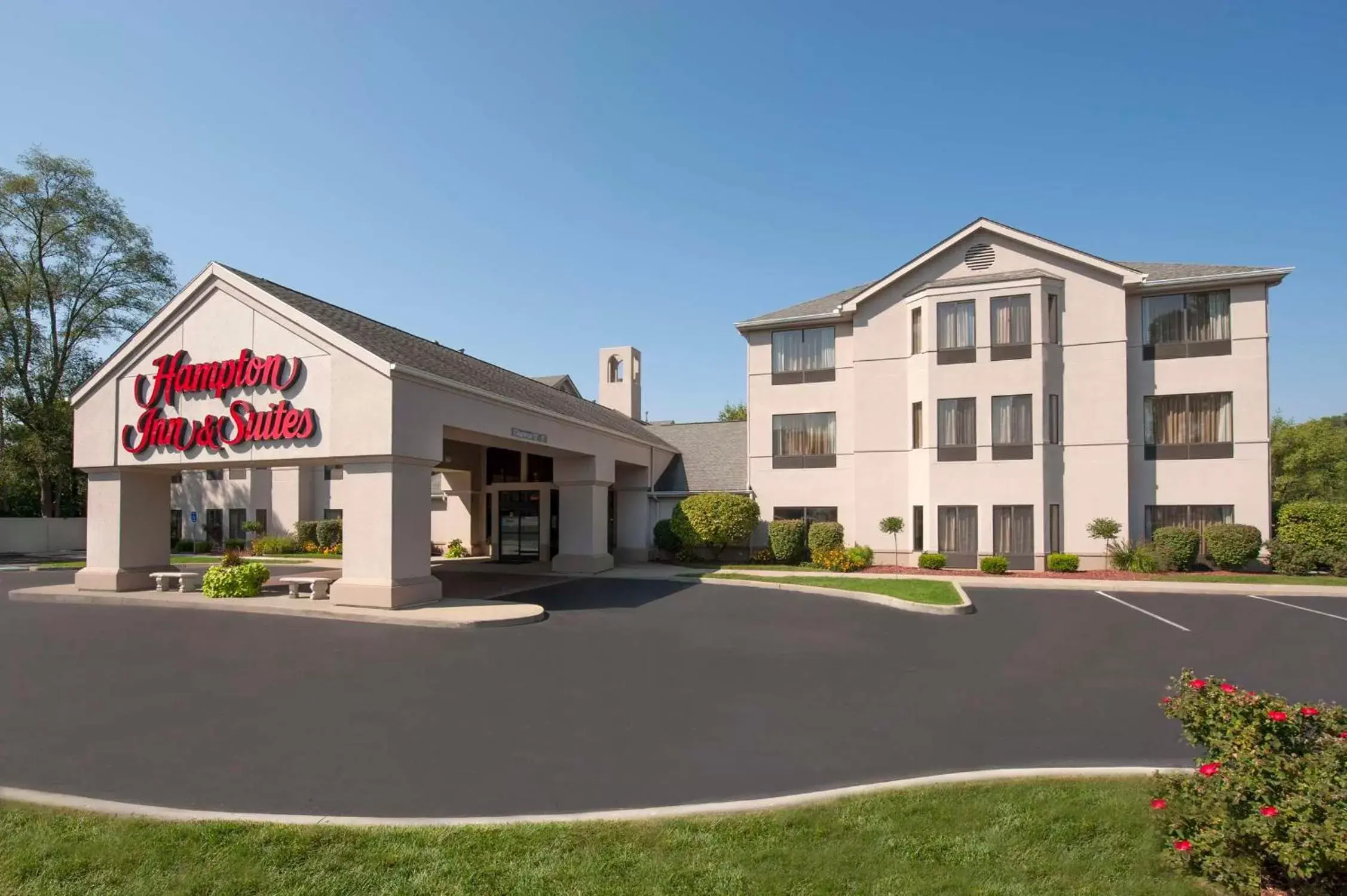Property Building in Hampton Inn & Suites South Bend Property Building in Hampton Inn & Suites South Bend