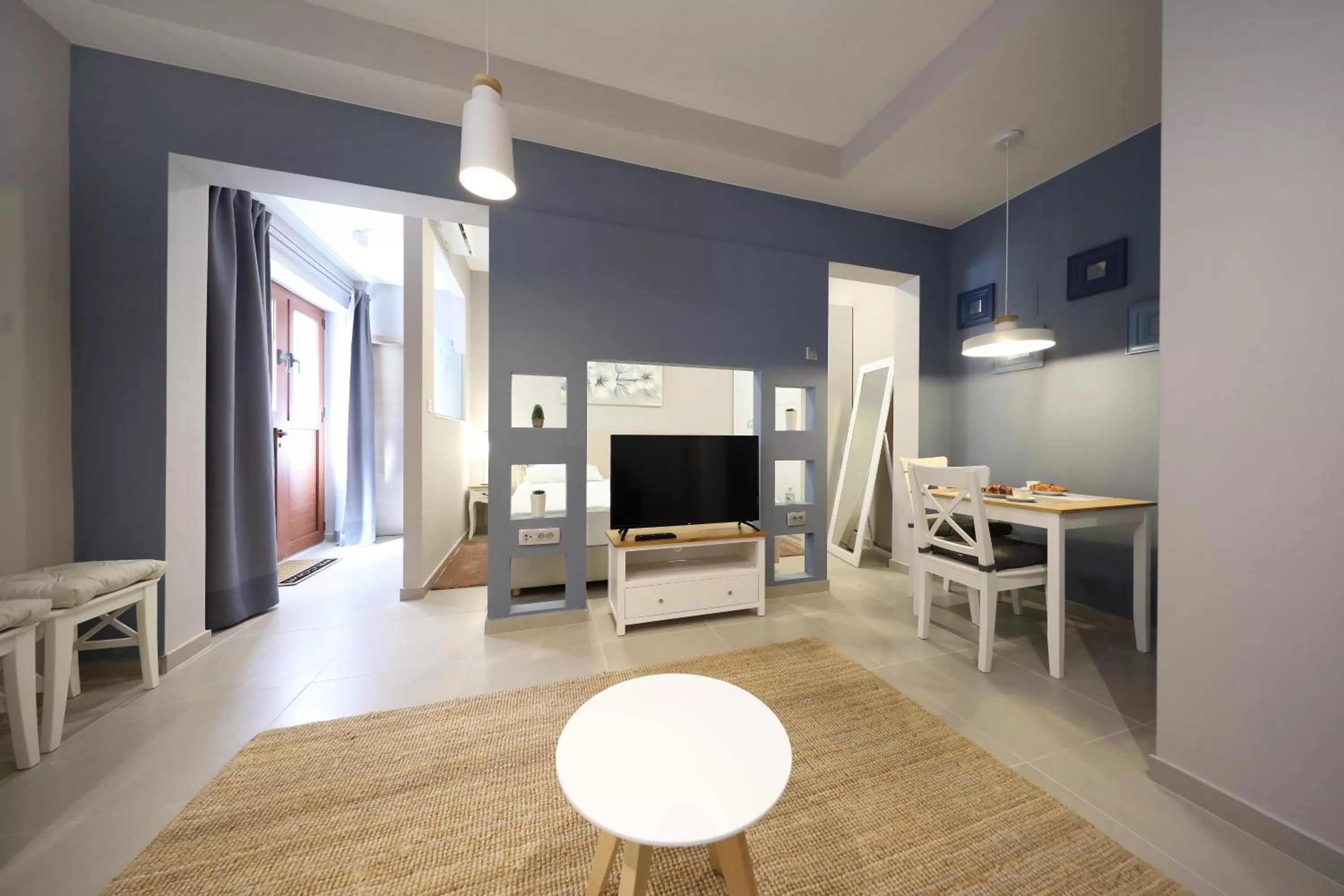 TV/Entertainment Center in Teatro Verdi Accommodation