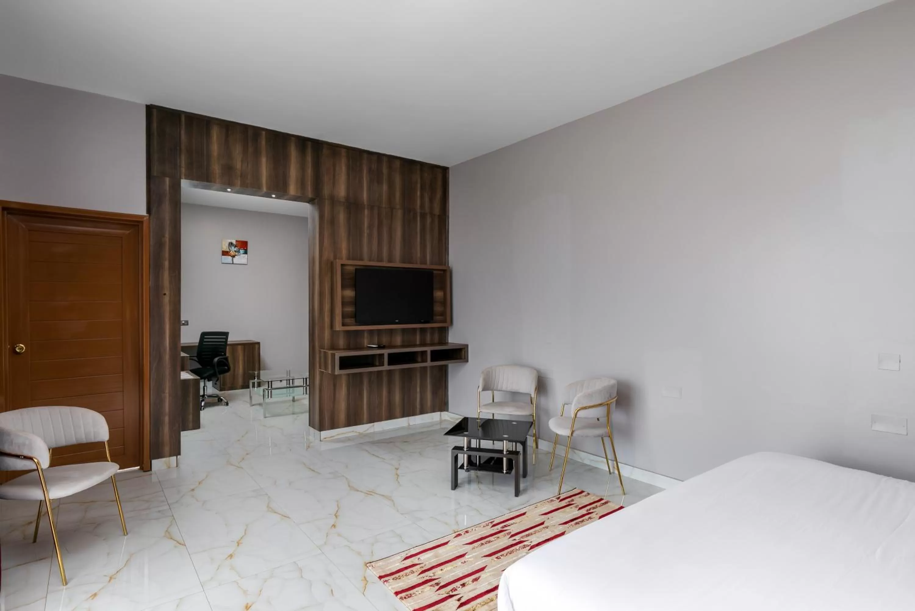 Bedroom, Bed in Hotel Horizon Entebbe