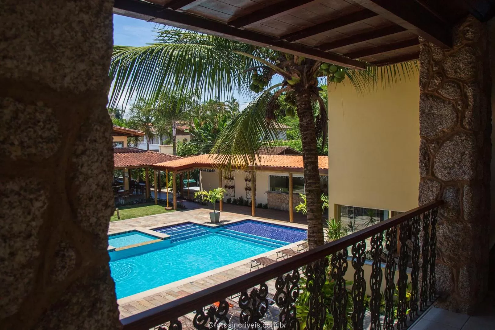 Swimming pool in Pousada Eclipse Paraty