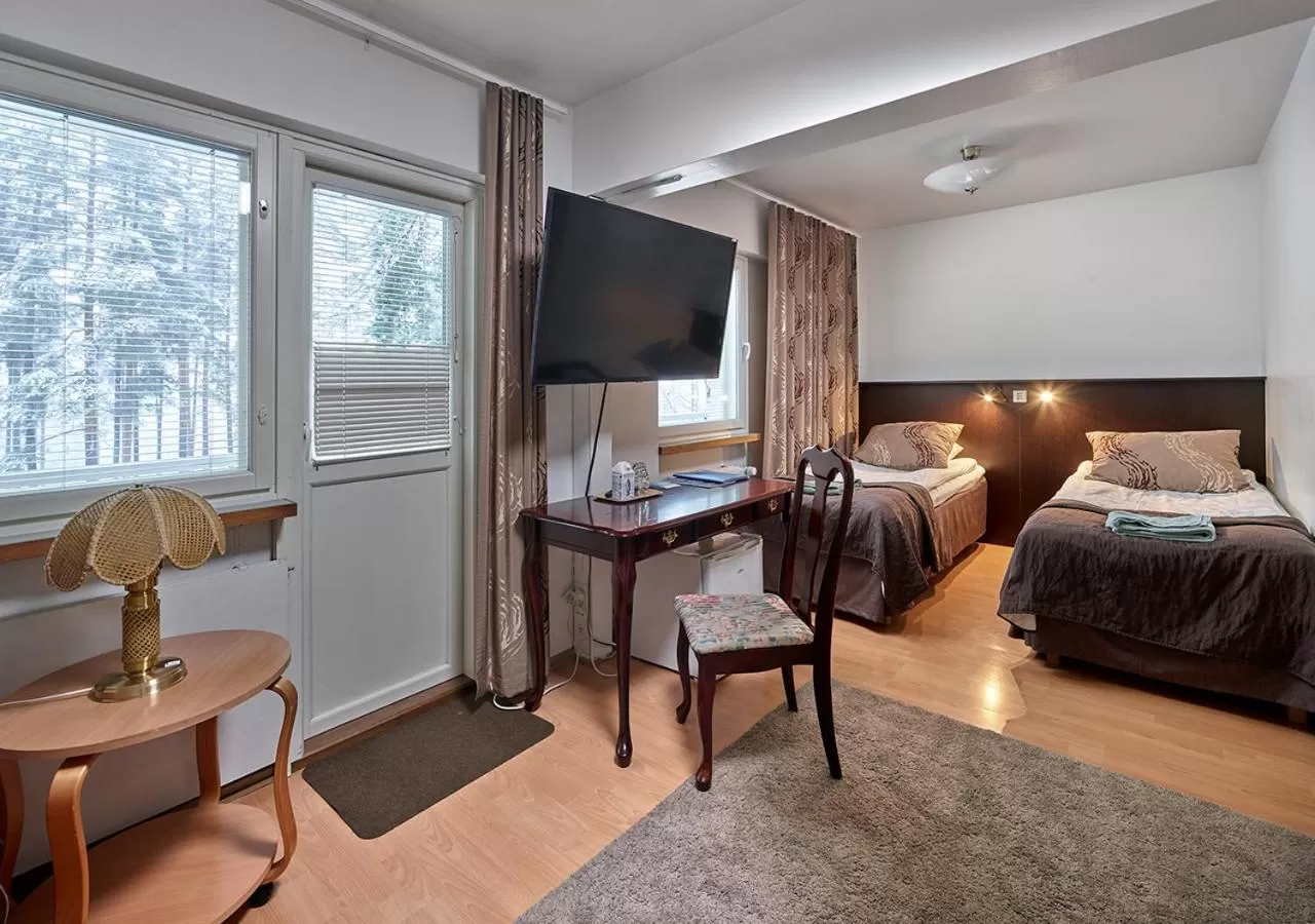 Photo of the whole room, Bed in Hotelli-Ravintola Gasthaus Lohja