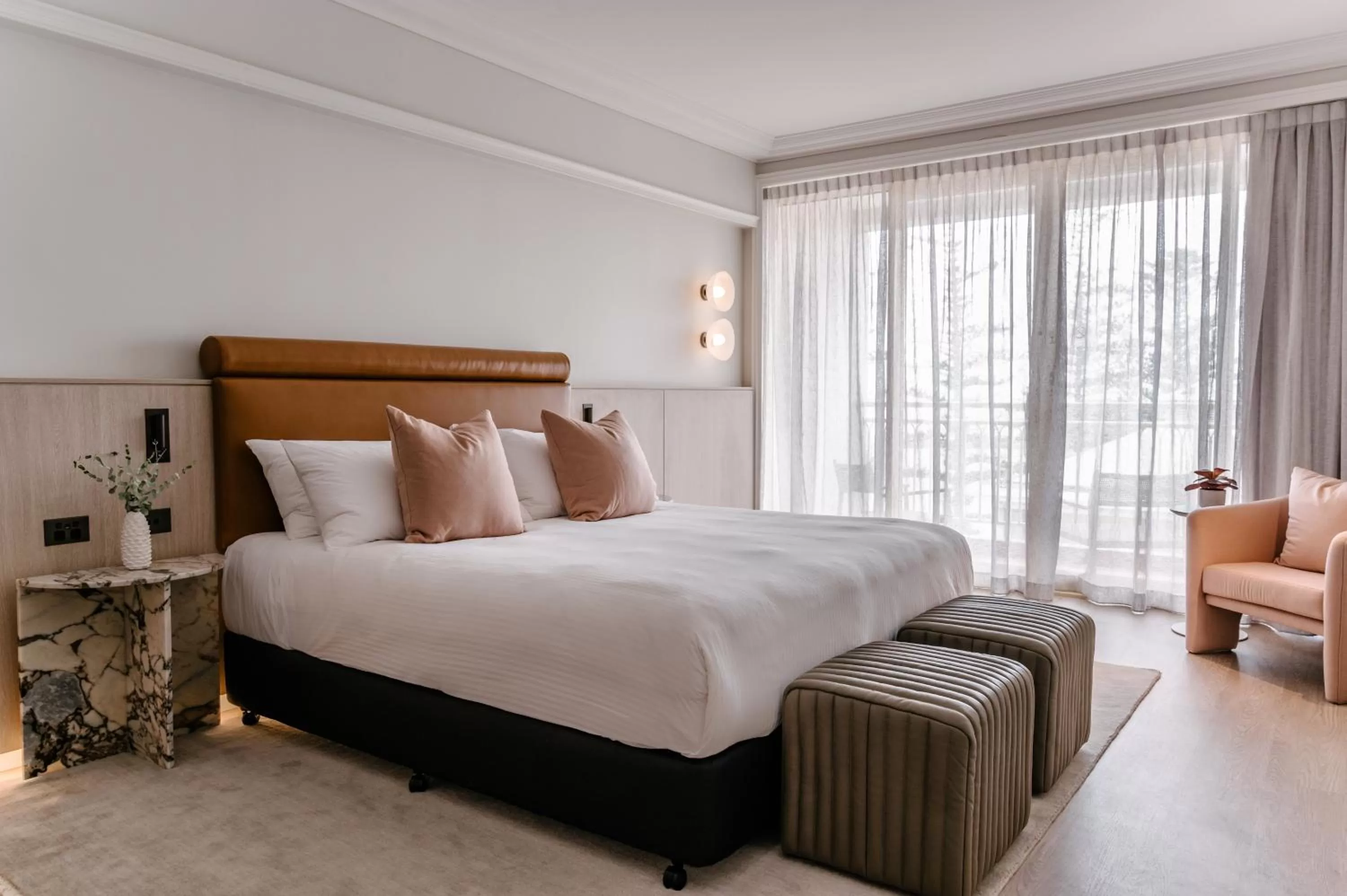 Bedroom, Bed in Crowne Plaza Terrigal Pacific by IHG