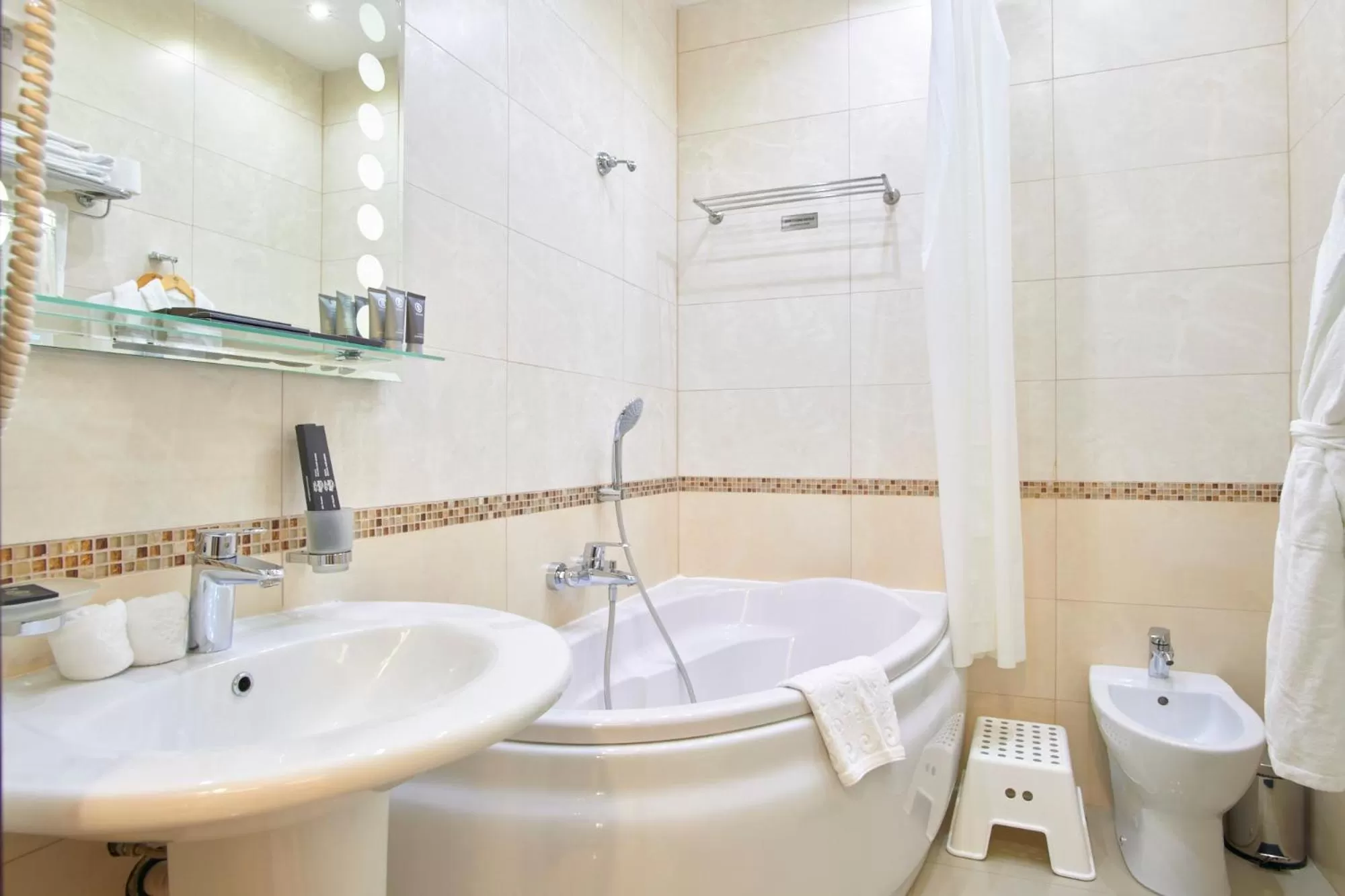 Bathroom in Hotel & Spa NEMO with dolphins