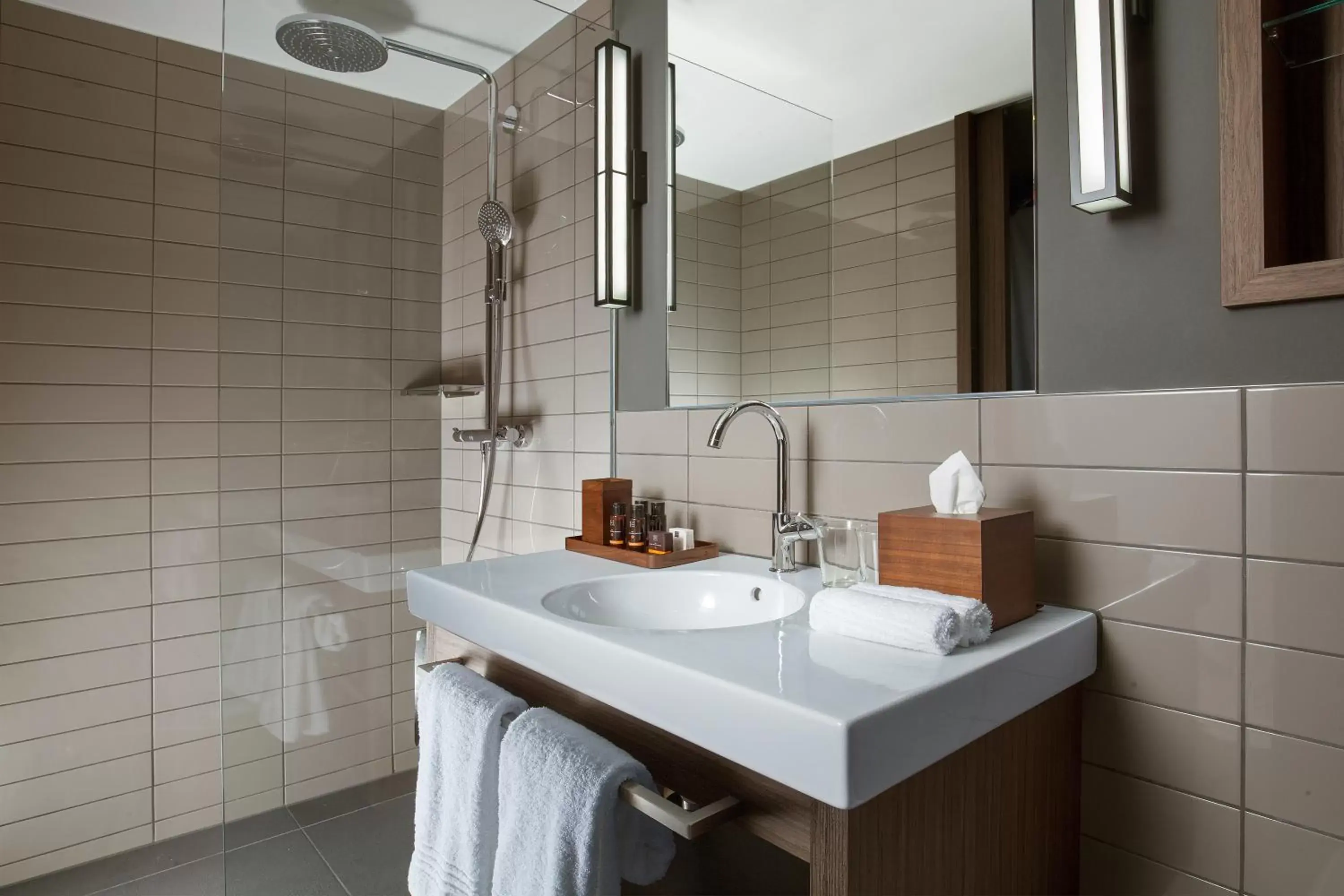 Classic King or Twin Room in Acasa Suites Zurich Oerlikon Classic King or Twin Room in Acasa Suites Zurich Oerlikon