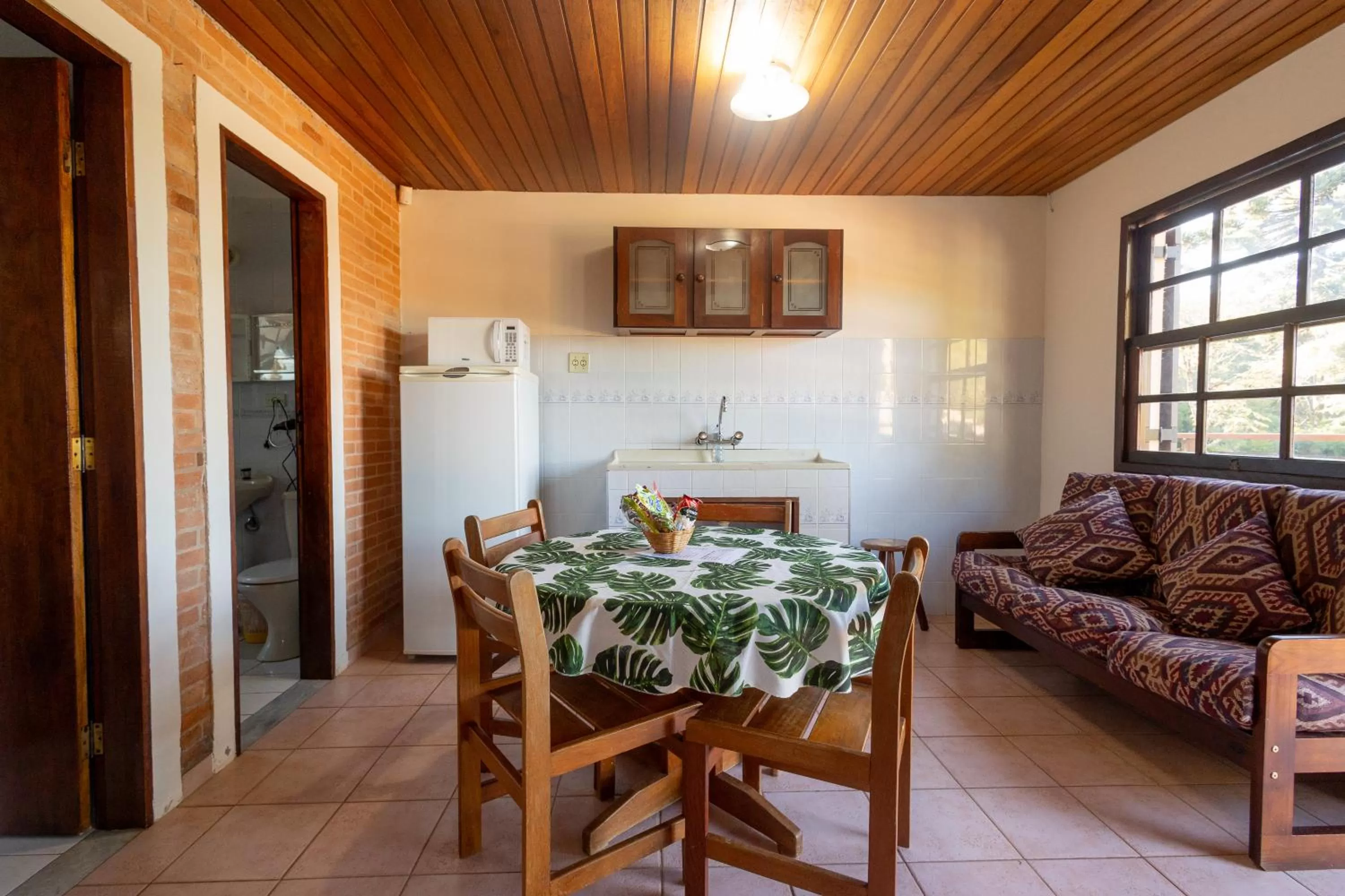 Dining Area in Chalés 3 Pinheiros
