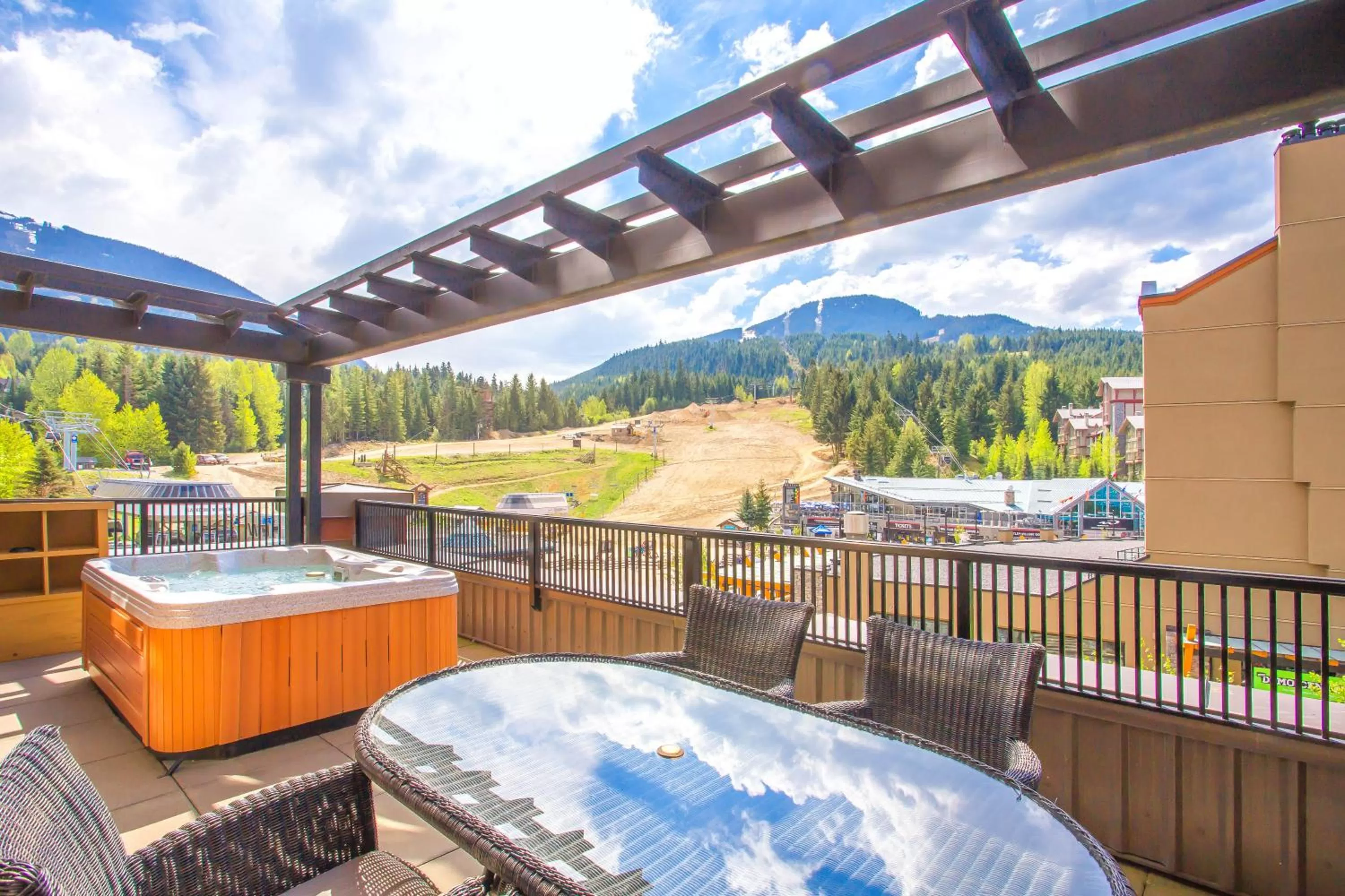 Spring in Sundial Hotel