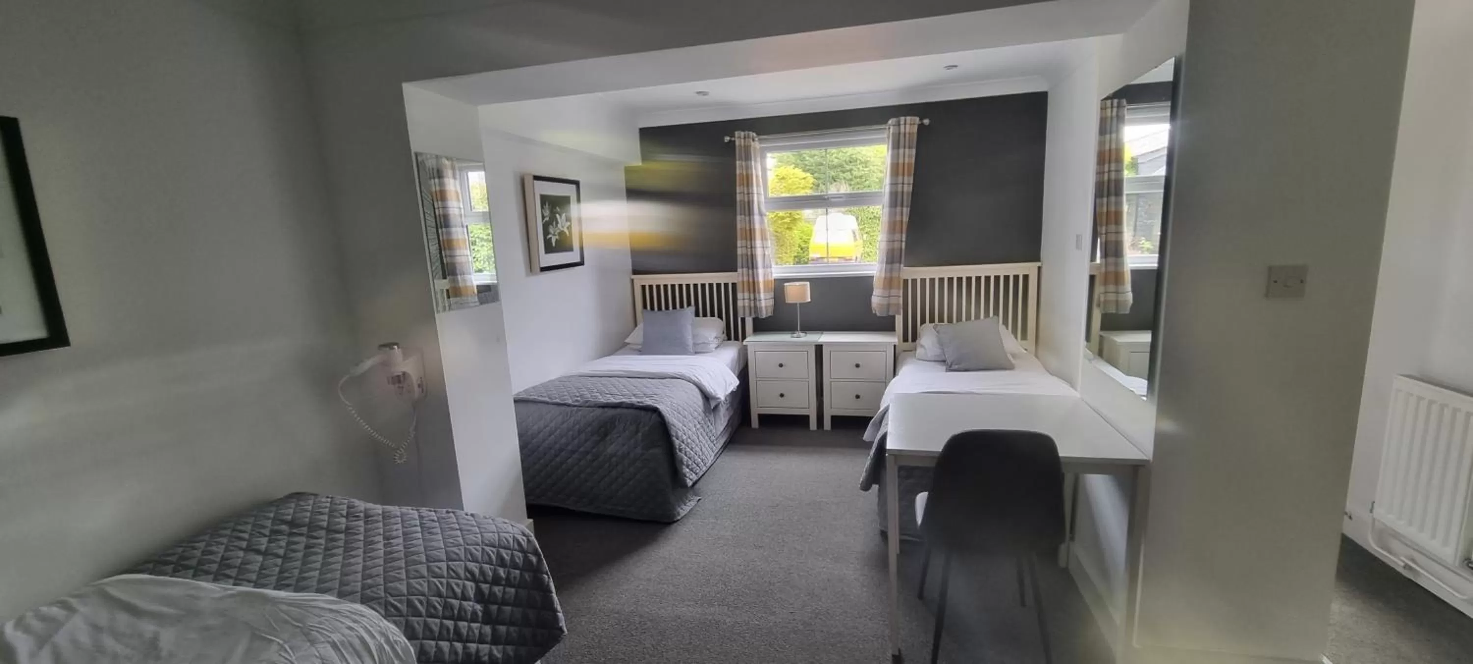 Bedroom, Bed in Hunters Meet