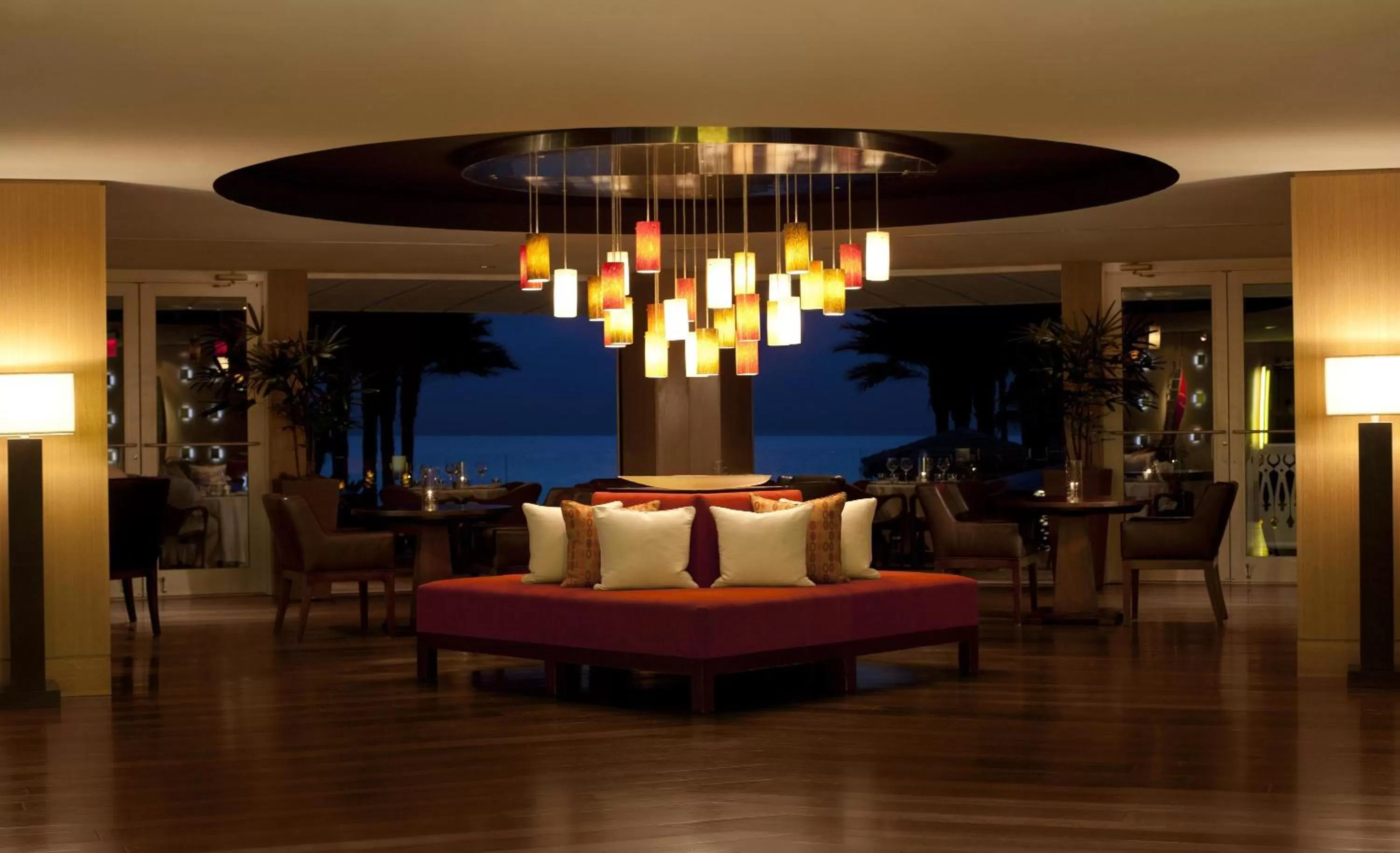 Restaurant/places to eat in Edgewater Beach Hotel