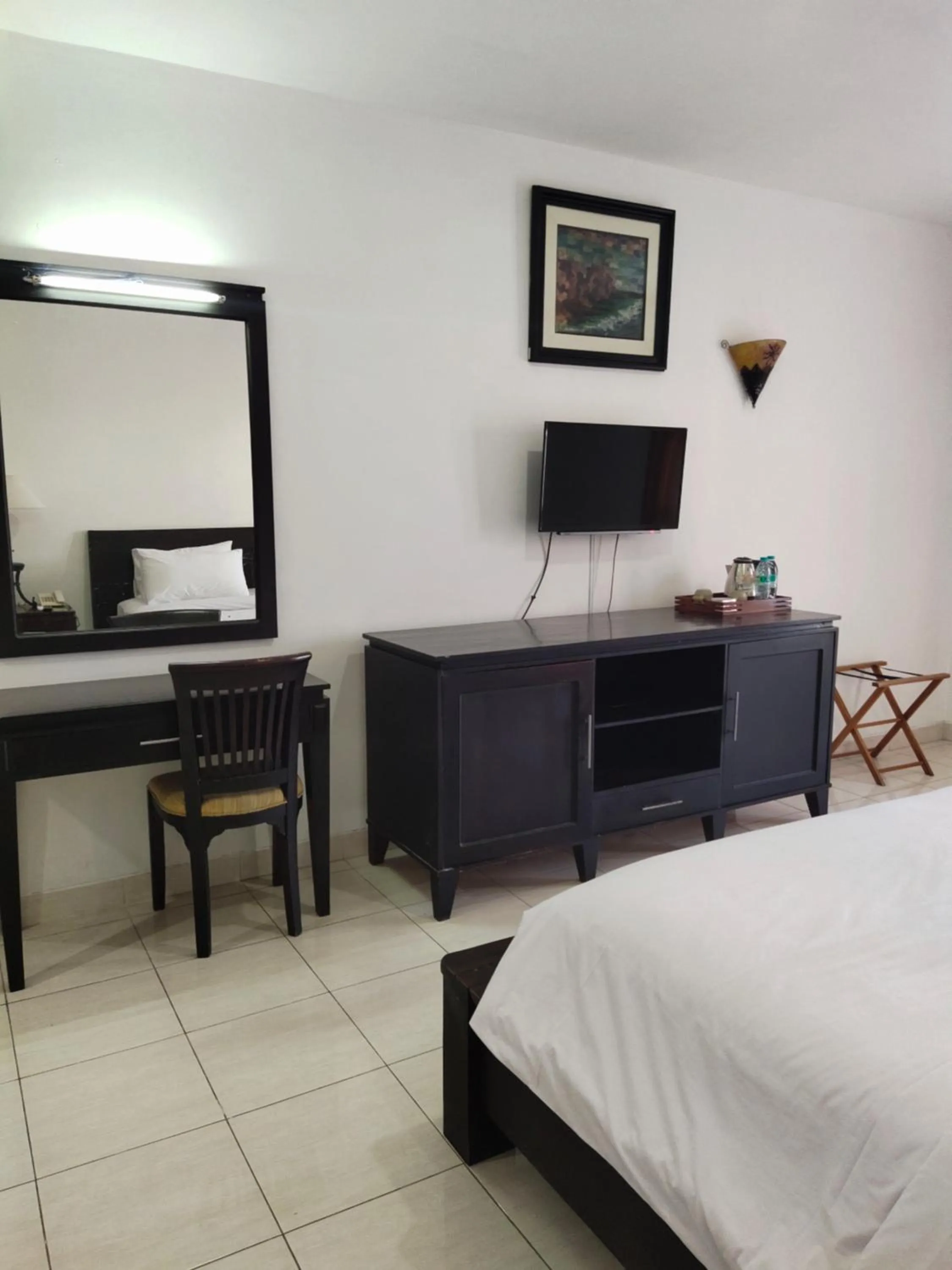 Bedroom, Bed in La Walon Hotel