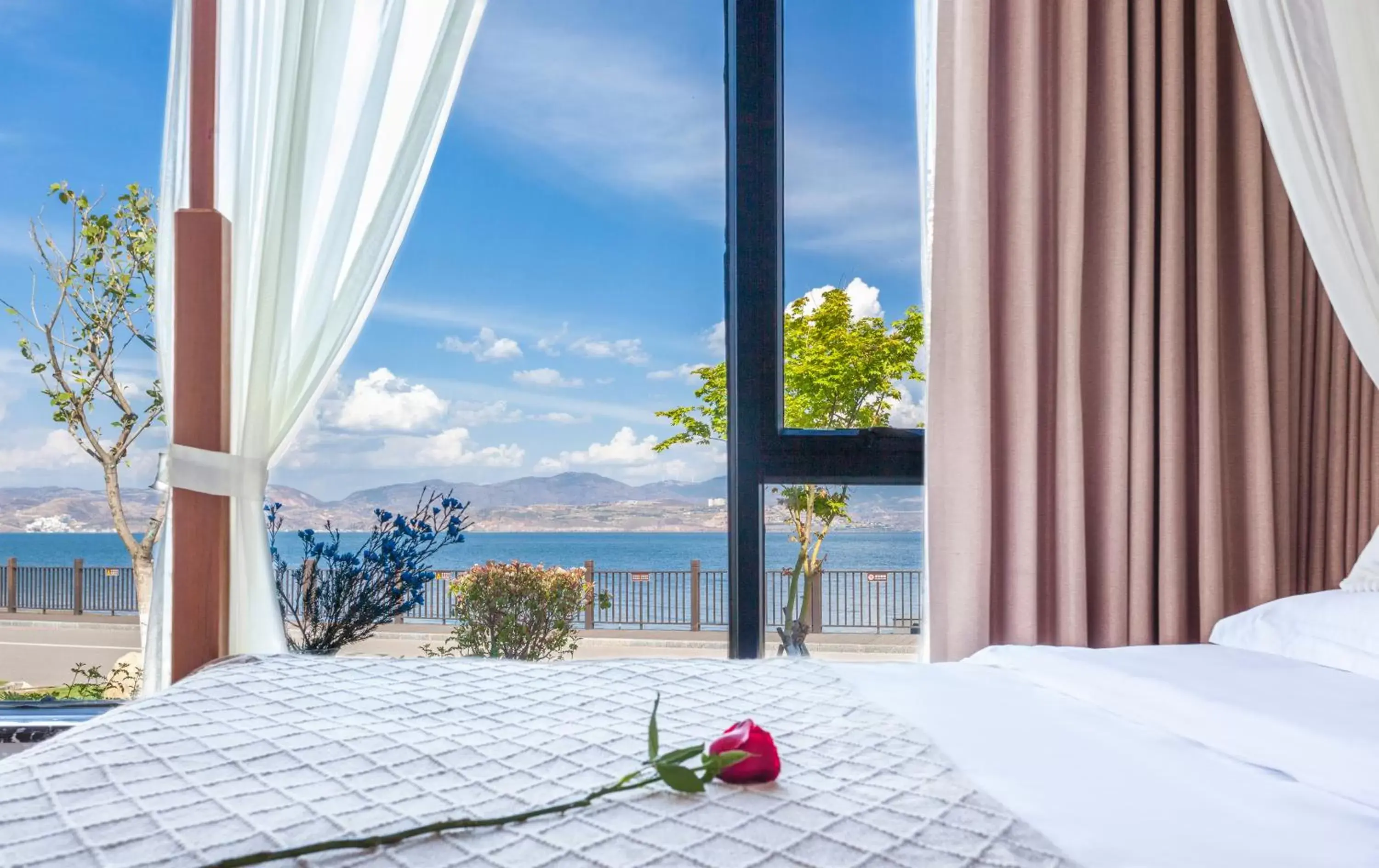 Double Room with Sea View in Blue Sea Hotel Double Room with Sea View in Blue Sea Hotel