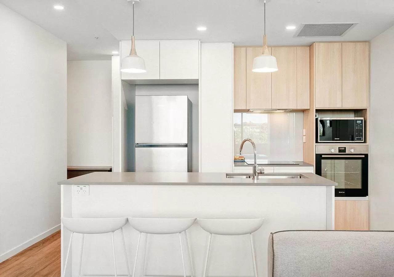 Coffee/tea facilities in Rambla at Perry House