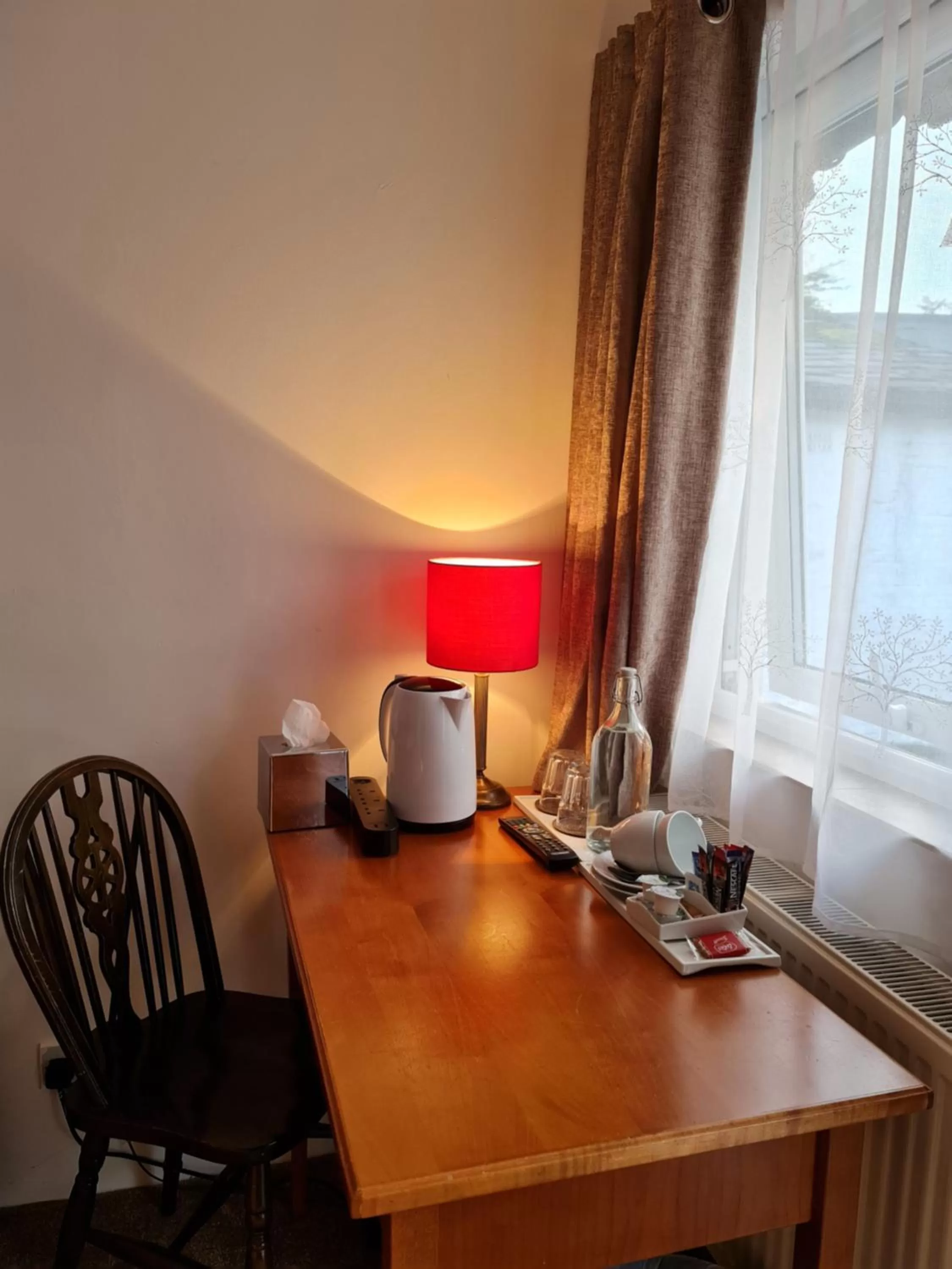 Coffee/tea facilities in Pymgate Lodge Hotel Manchester Airport