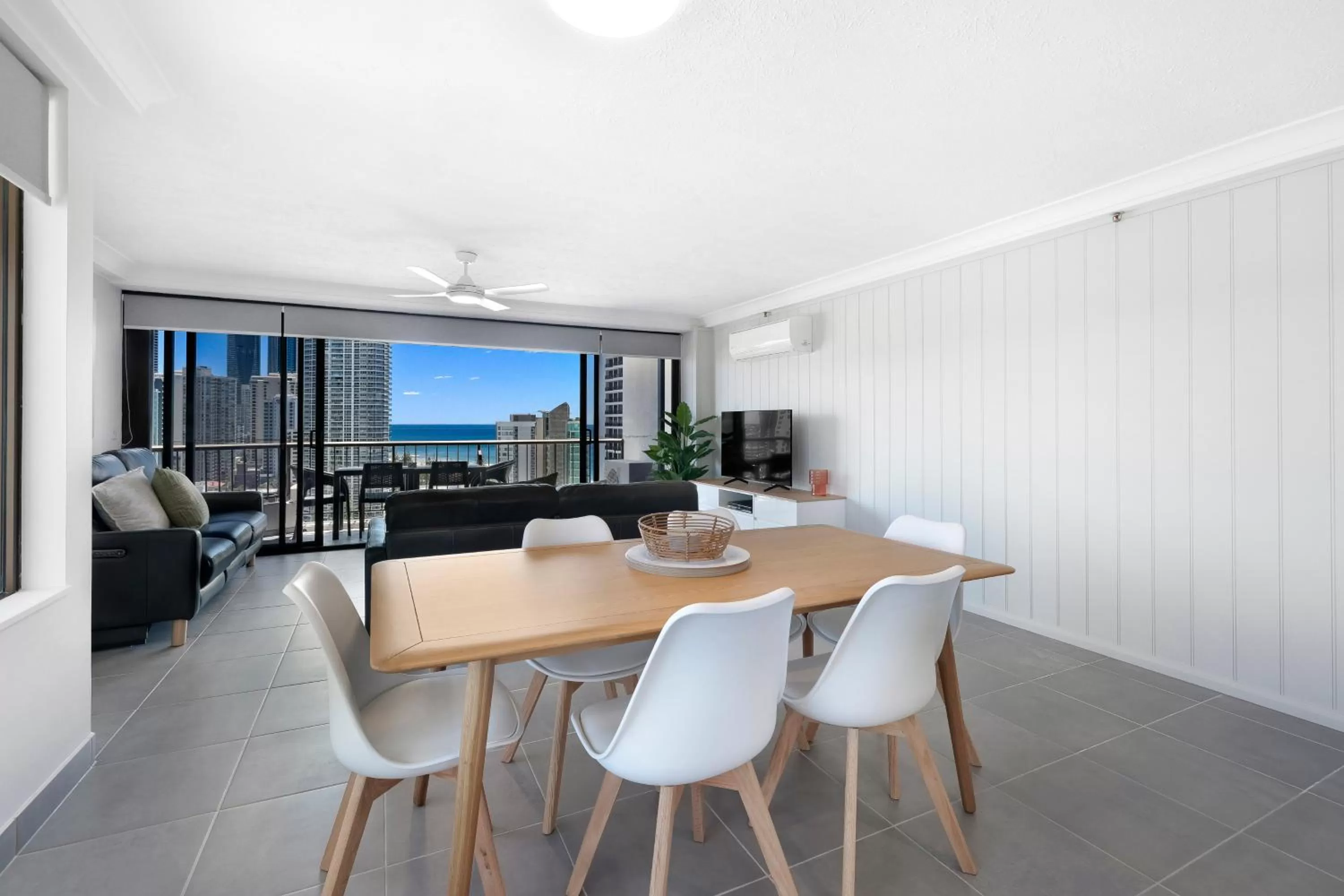 Surfers Century Oceanside Apartments