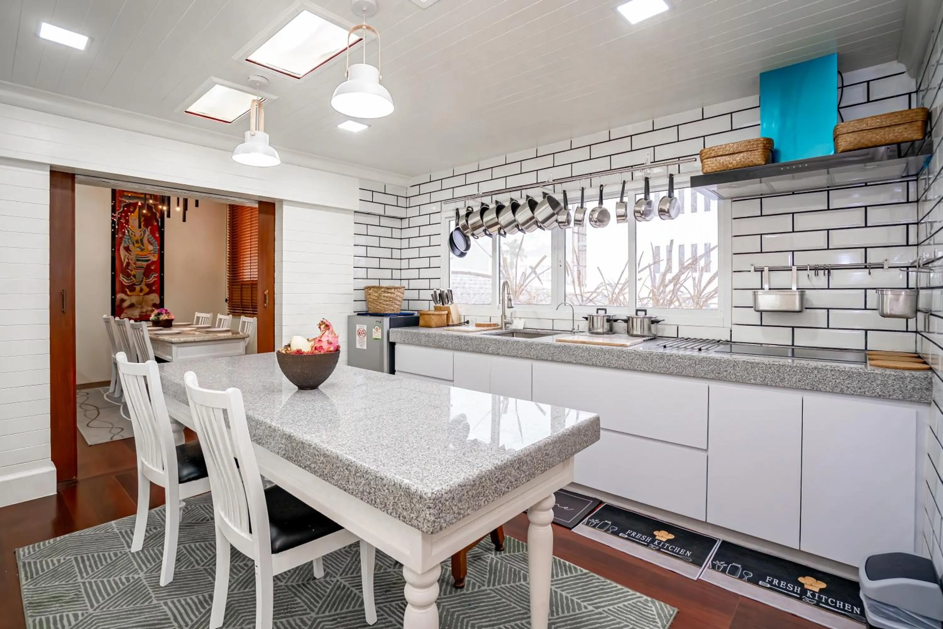 Kitchen or kitchenette in The Color Kata