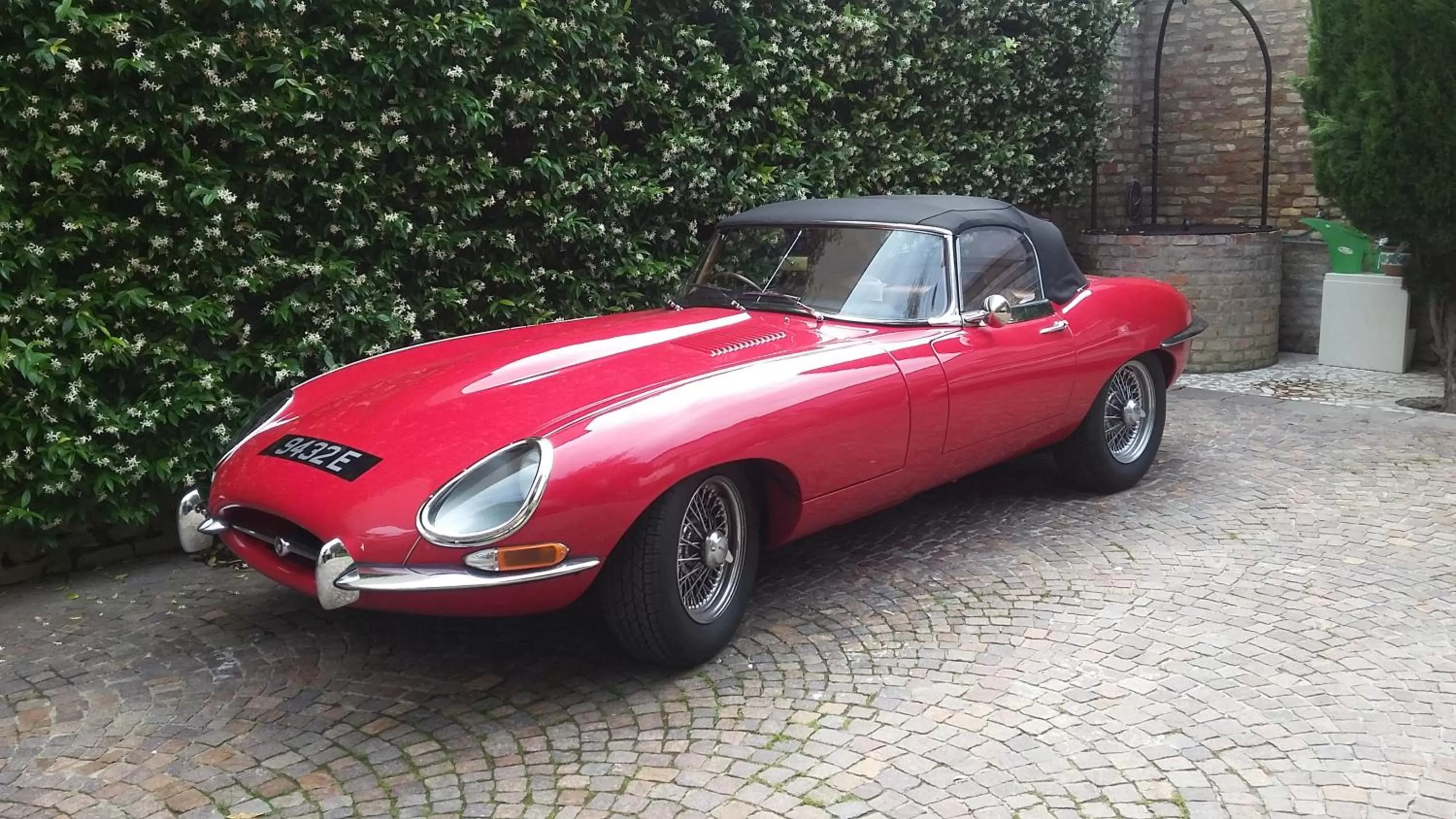 Parking in Villa Noctis