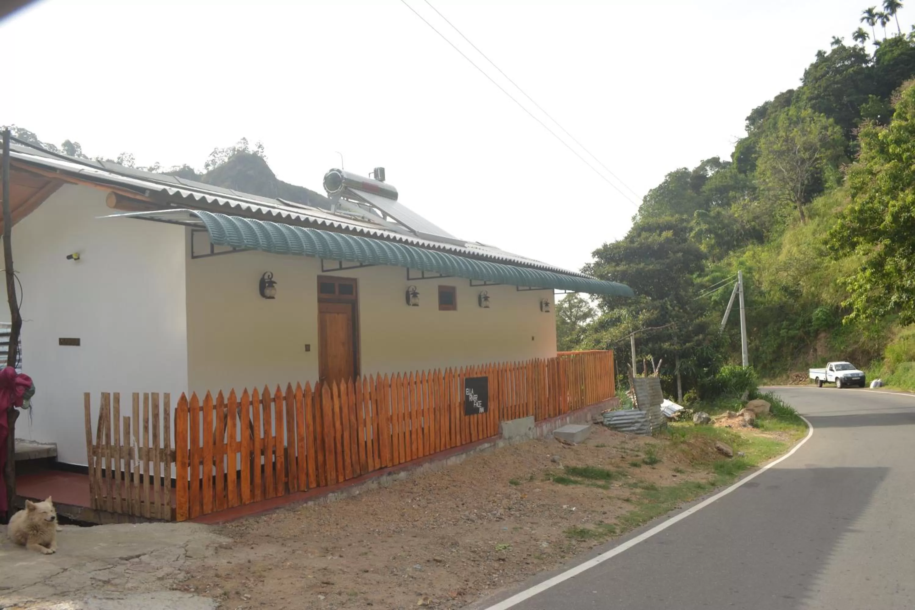 Property building in Ella River Face Inn