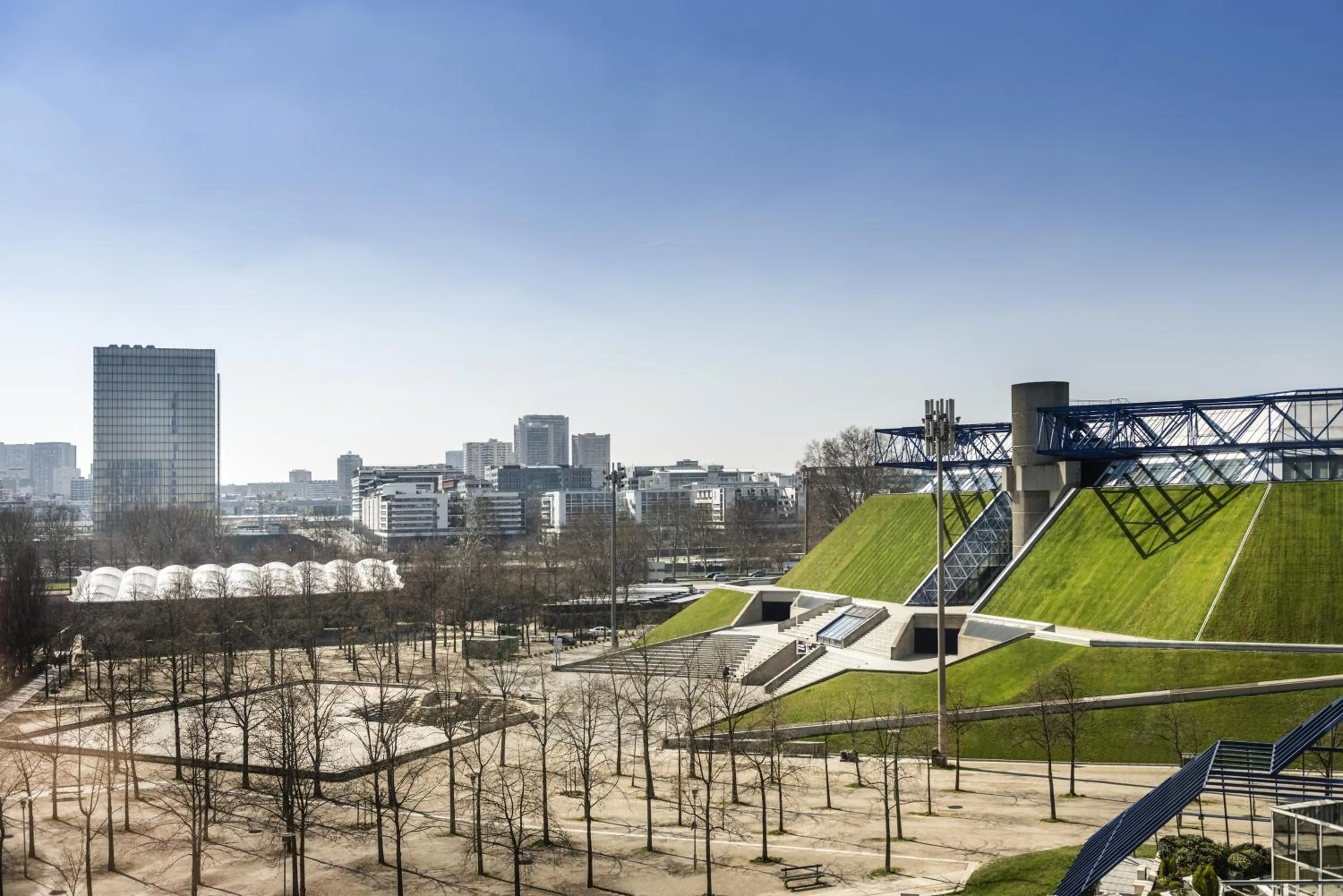 Area and facilities in ibis Paris Père Lachaise